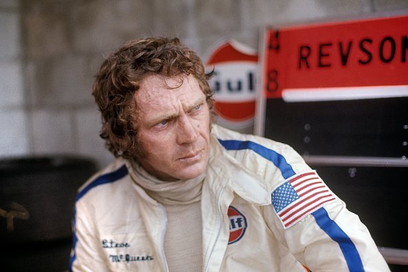 Steve McQueen durante la carrera de resistencia de las 12 horas de Sebring de 1970 | Foto: Getty Images