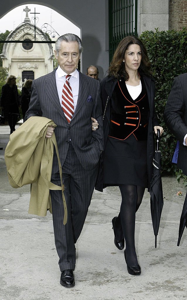 Miguel Blesa y Gema Gámez en el funeral de Ernesto Botella, en 2011. | Foto: Getty Images