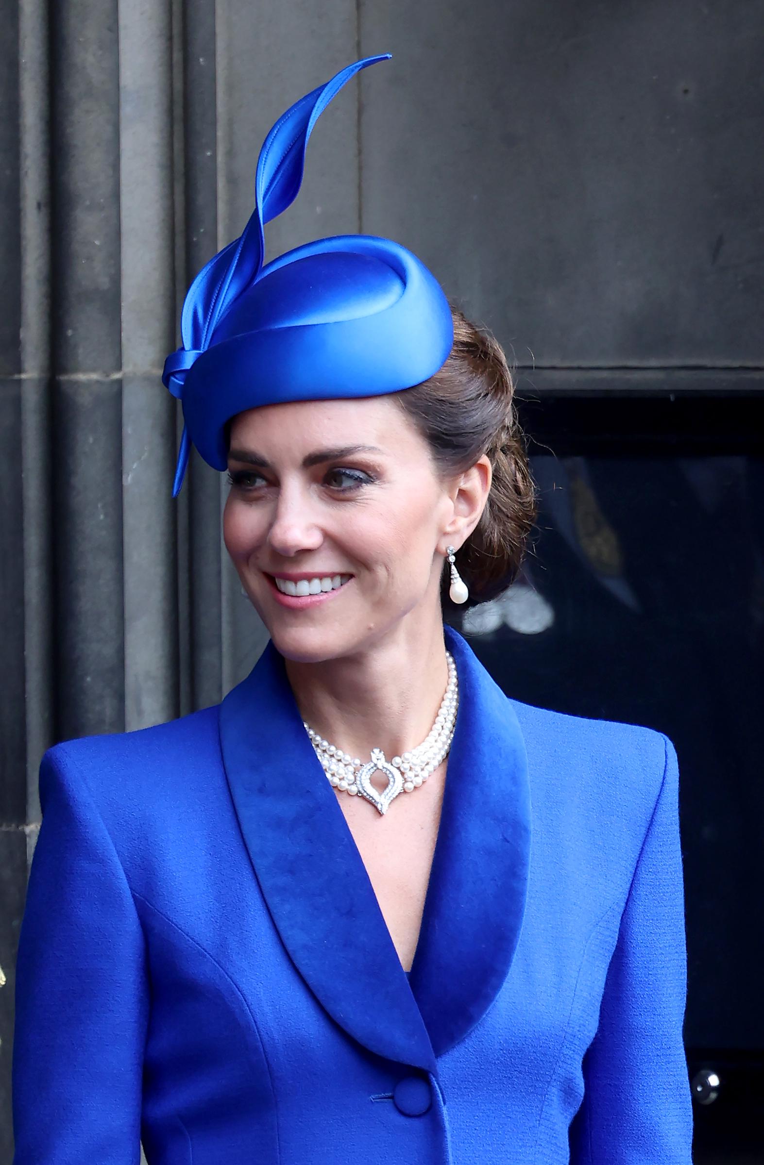 La princesa Catherine sale de un servicio nacional de acción de gracias y dedicación a la coronación del Rey Charles III y la Reina Camilla en la Catedral de San Giles en Edimburgo, Escocia, el 5 de julio de 2023 | Fuente: Getty Images