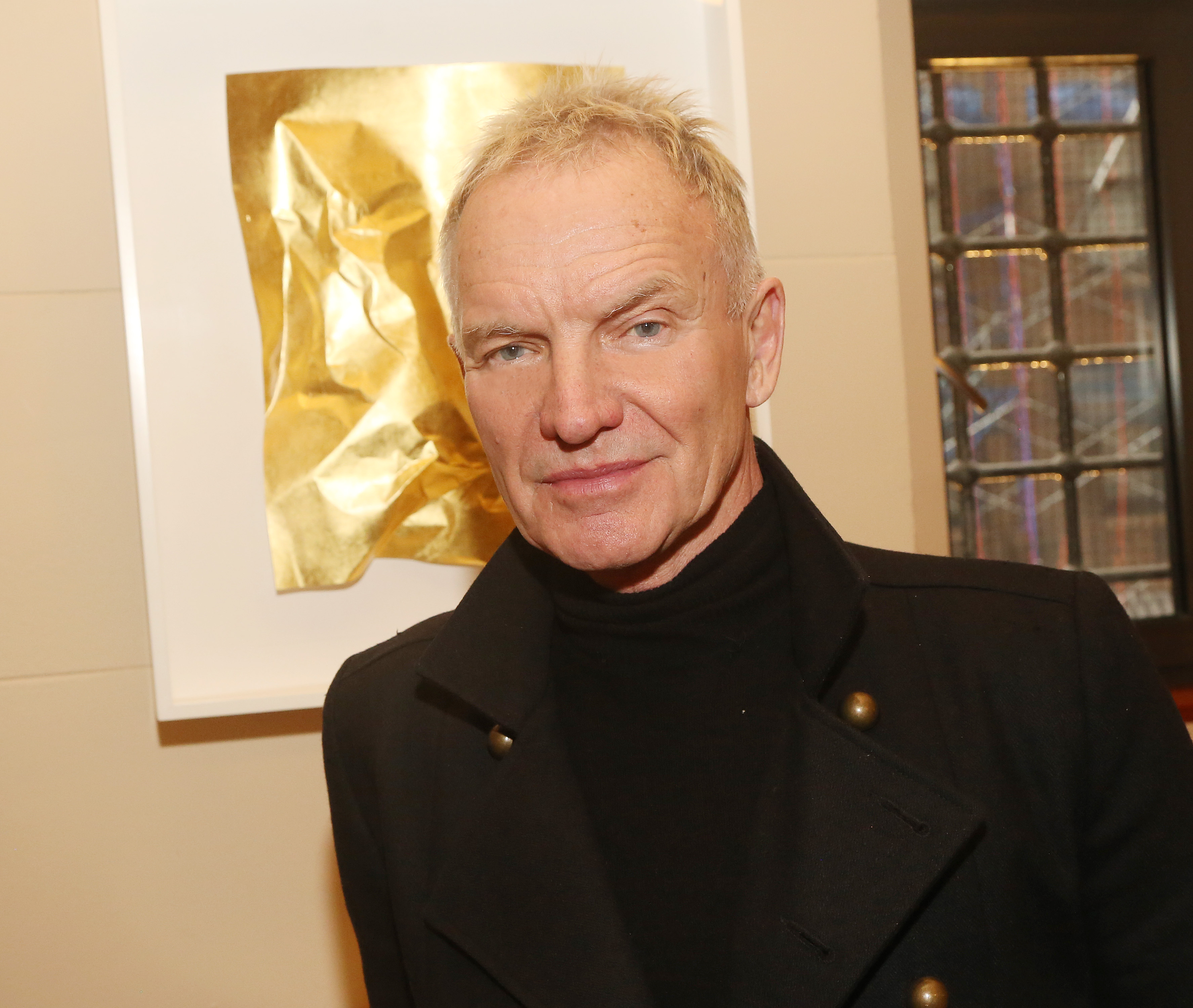Sting posa en un photocall el 1 de abril de 2024 en Nueva York | Fuente: Getty Images