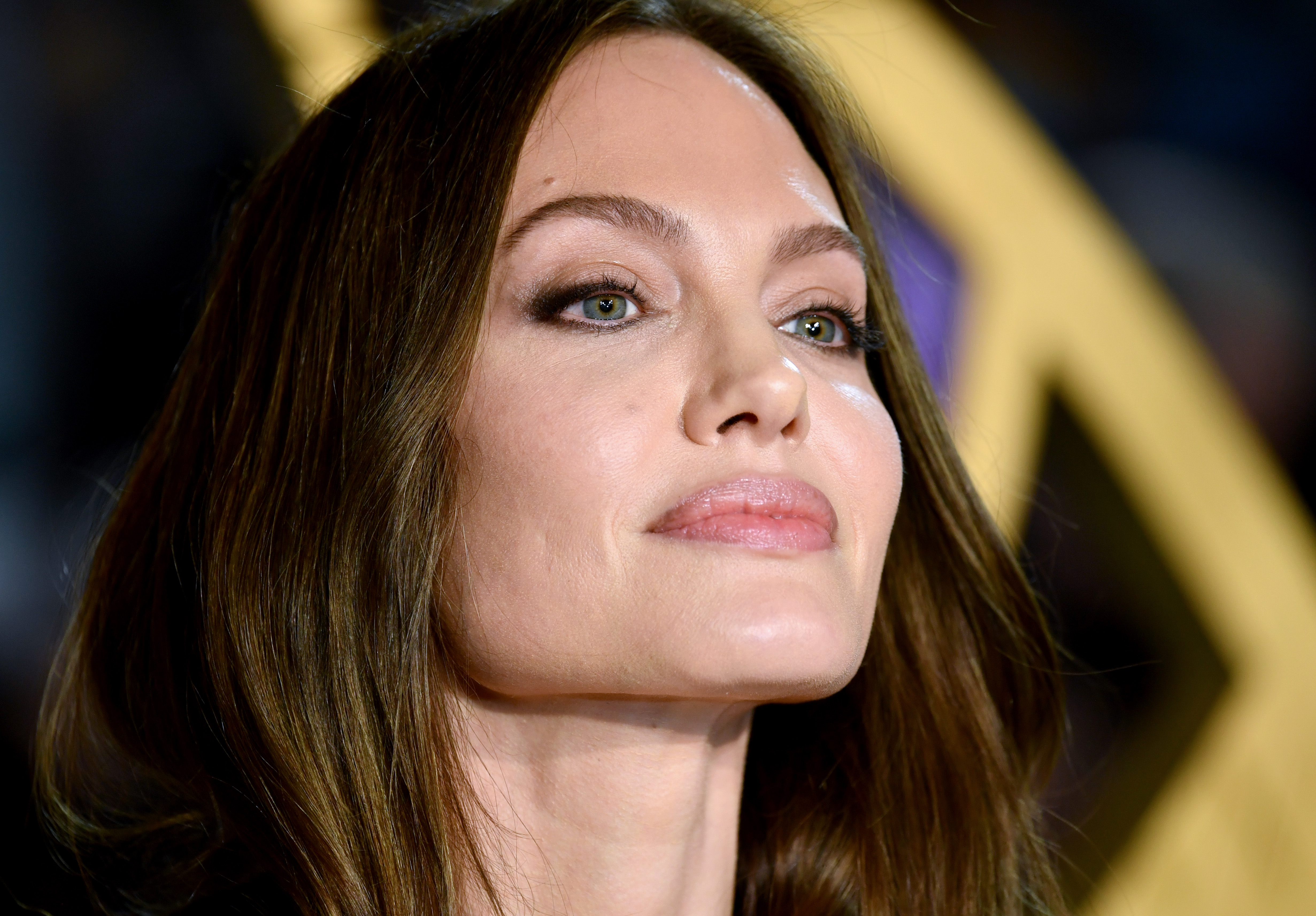 Angelina Jolie asiste a la proyección de la Gala del Reino Unido de "Eternals" de Marvel Studios en el BFI IMAX Waterloo de Londres, Inglaterra, el 27 de octubre de 2021 | Fuente: Getty Images