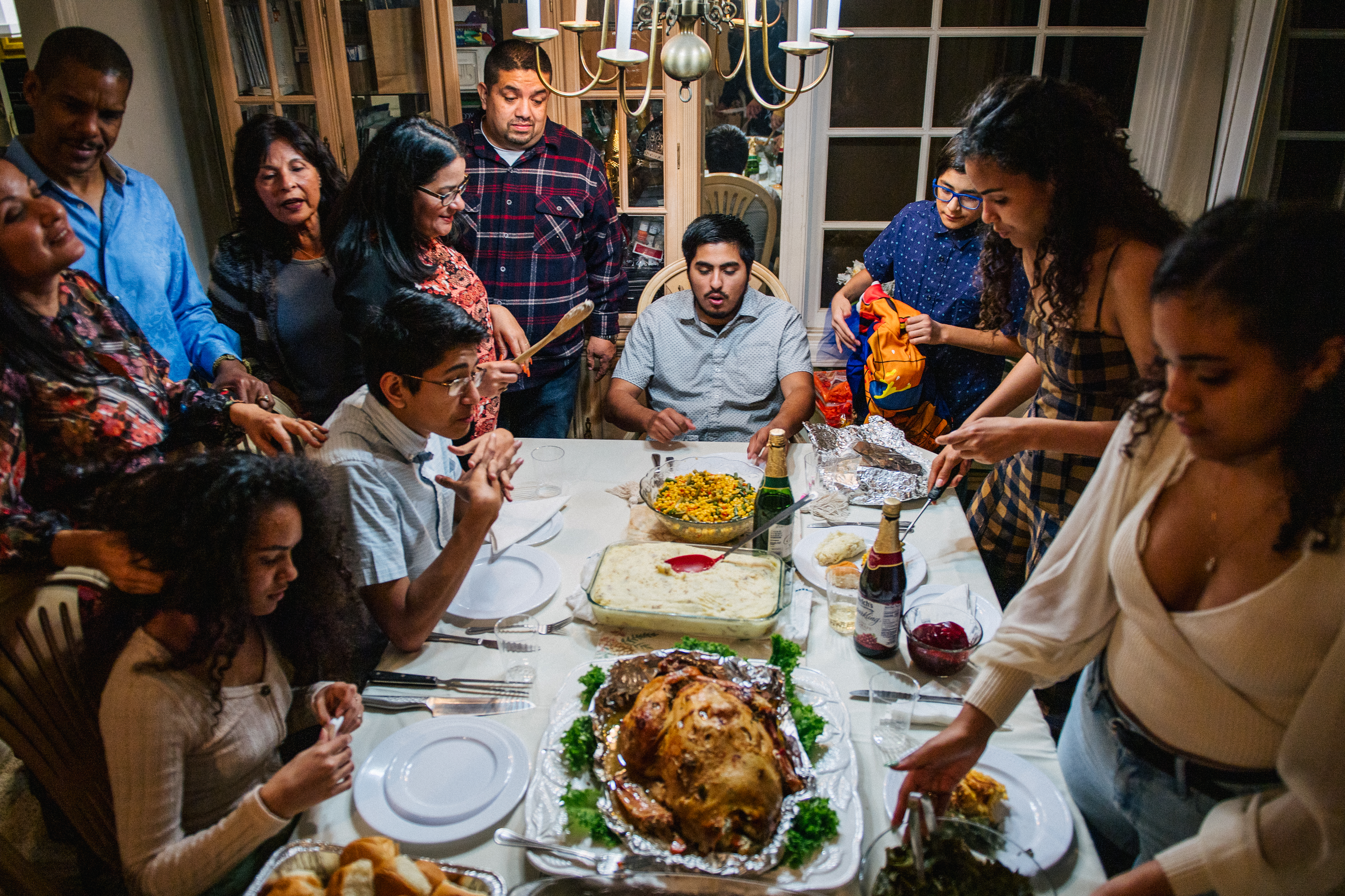 Una cena familiar | Foto: Getty Images