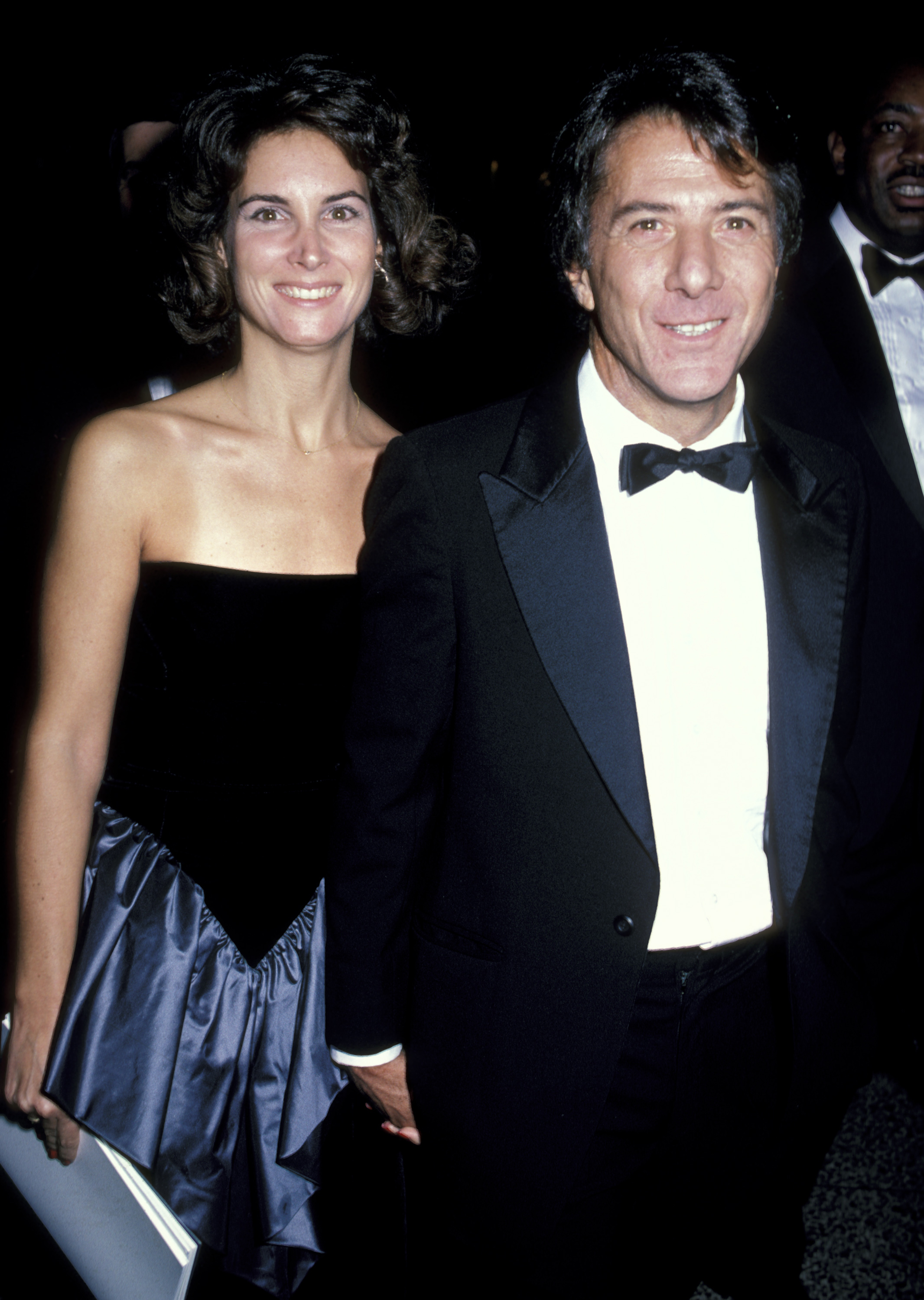 La mujer y el actor durante el estreno de "The Mission" - fiesta posterior en Nueva York el 30 de octubre de 1986. | Foto: Getty Images