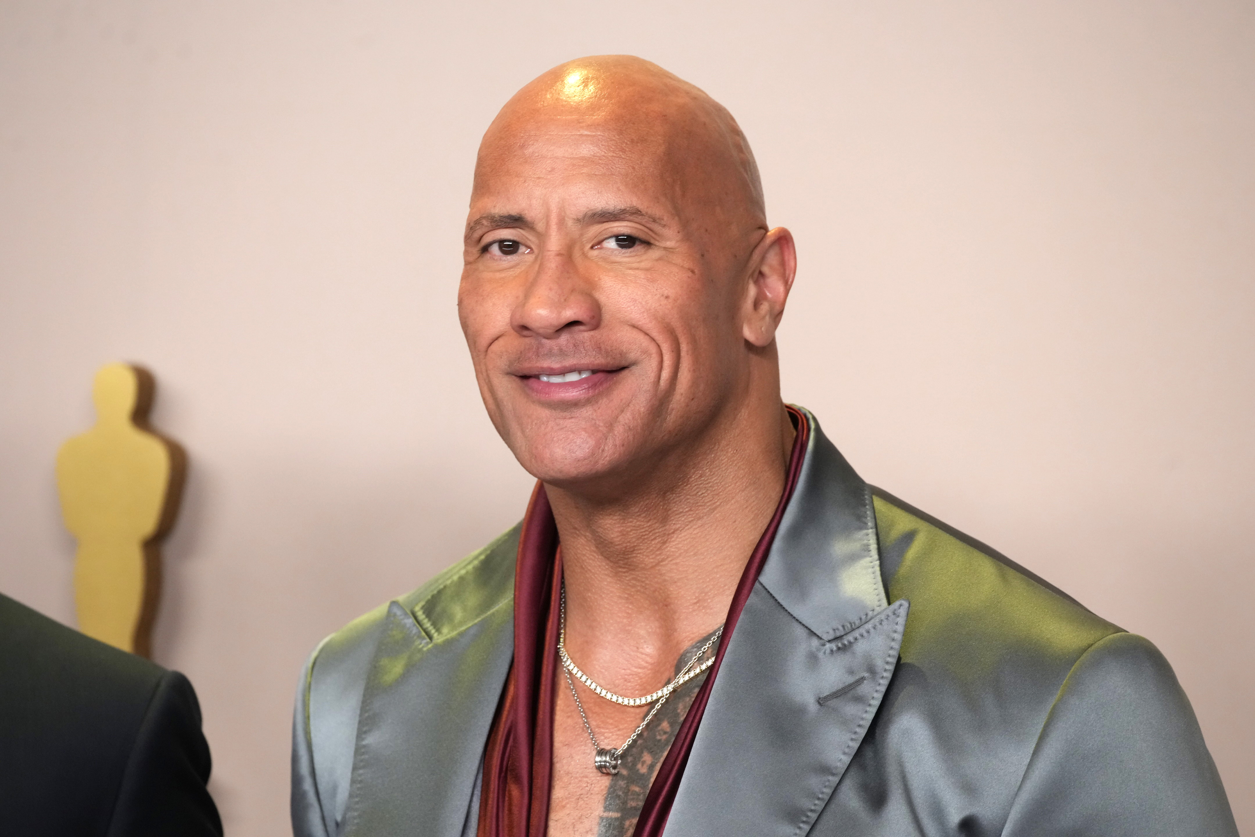 Dwayne Johnson durante la 96.ª edición de los Premios de la Academia, el 10 de marzo de 2024, en Hollywood, California. | Fuente: Getty Images