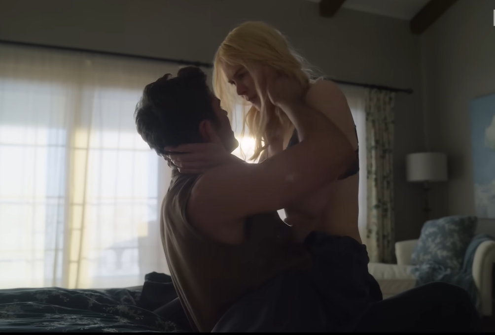 Nicole Kidman y Zac Efron durante una escena de "A Family Affair", fechada el 29 de mayo de 2024 | Fuente: YouTube/@Netflix