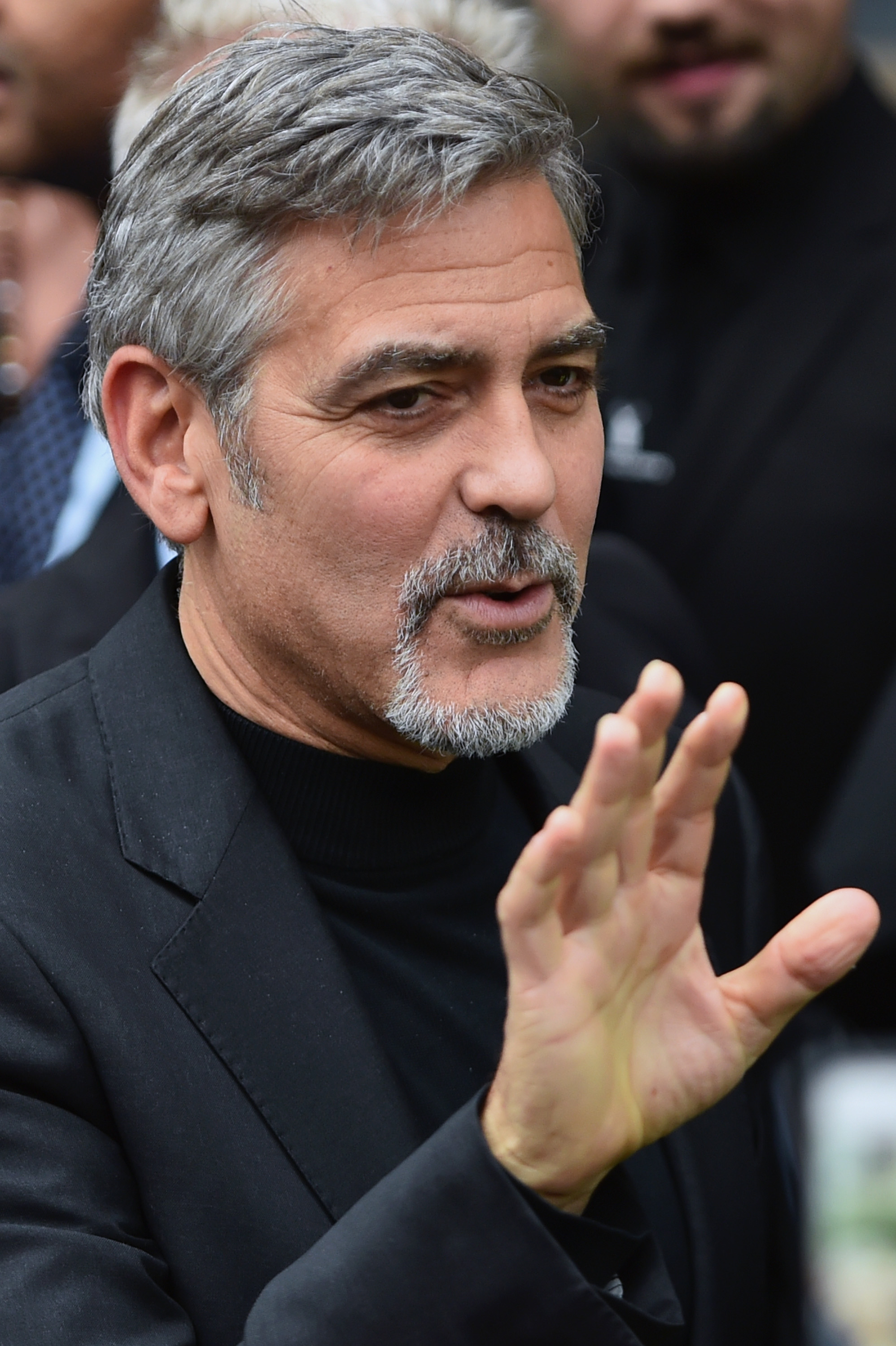 George Clooney fue visto en Edimburgo, Escocia, el 12 de noviembre de 2015. | Fuente: Getty Images