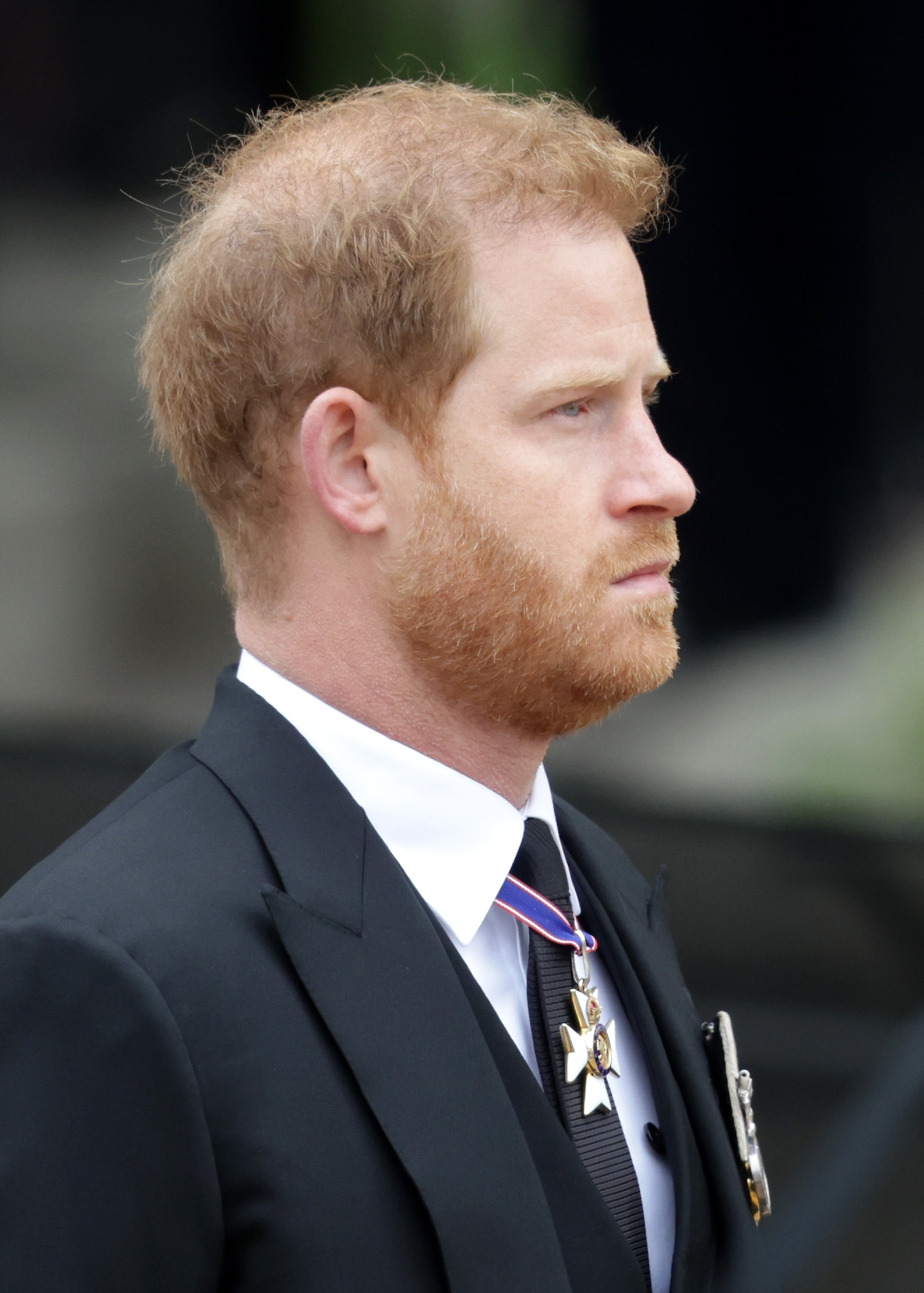 El príncipe Harry, duque de Sussex, en el funeral de estado de la reina Elizabeth II en la Abadía de Westminster, el 19 de septiembre de 2022 en Londres, Inglaterra. | Foto: Getty Images