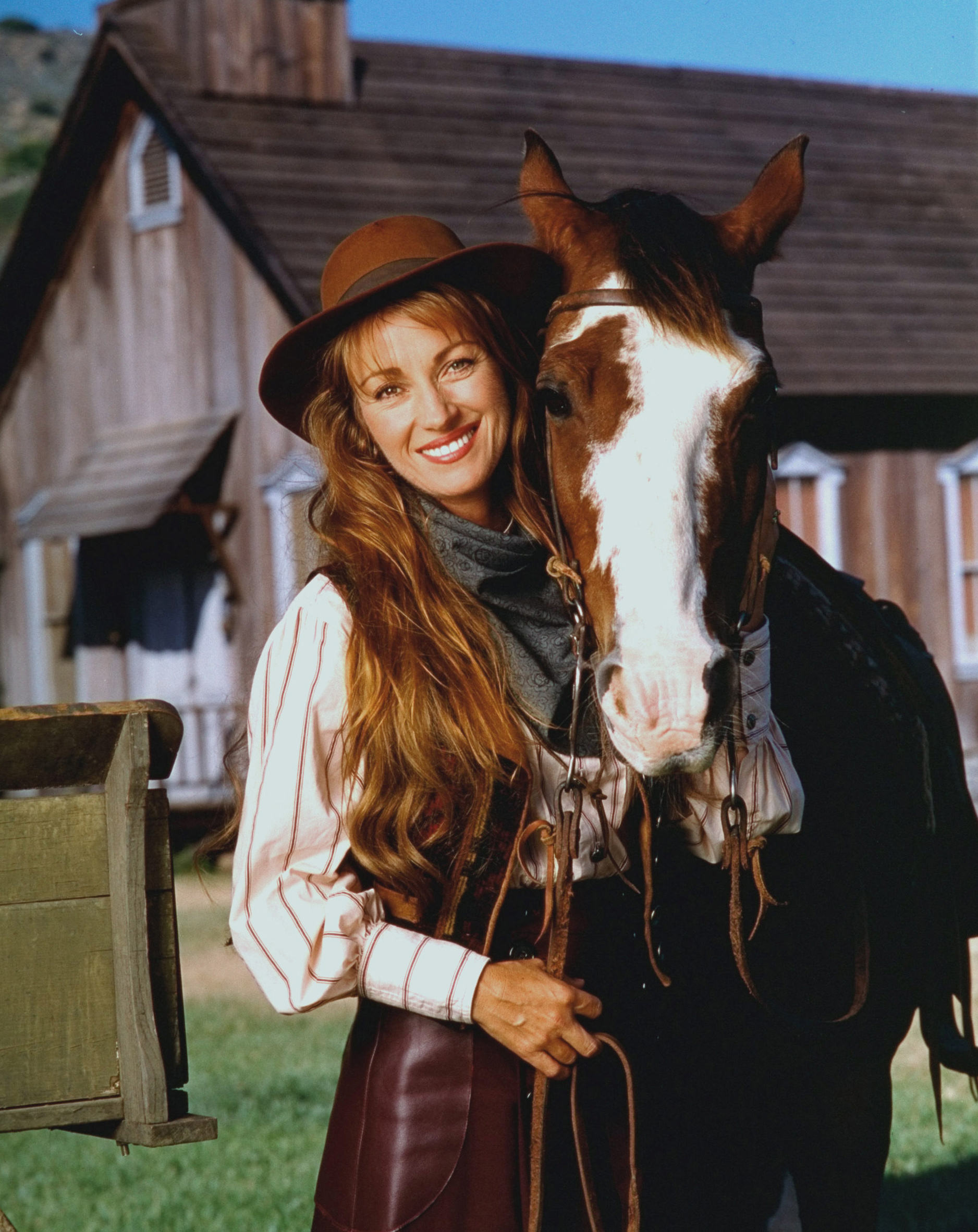 Jane Seymour en el rodaje de "Dra. Quinn, Medicine Woman", en noviembre de 1995. | Fuente: Getty Images