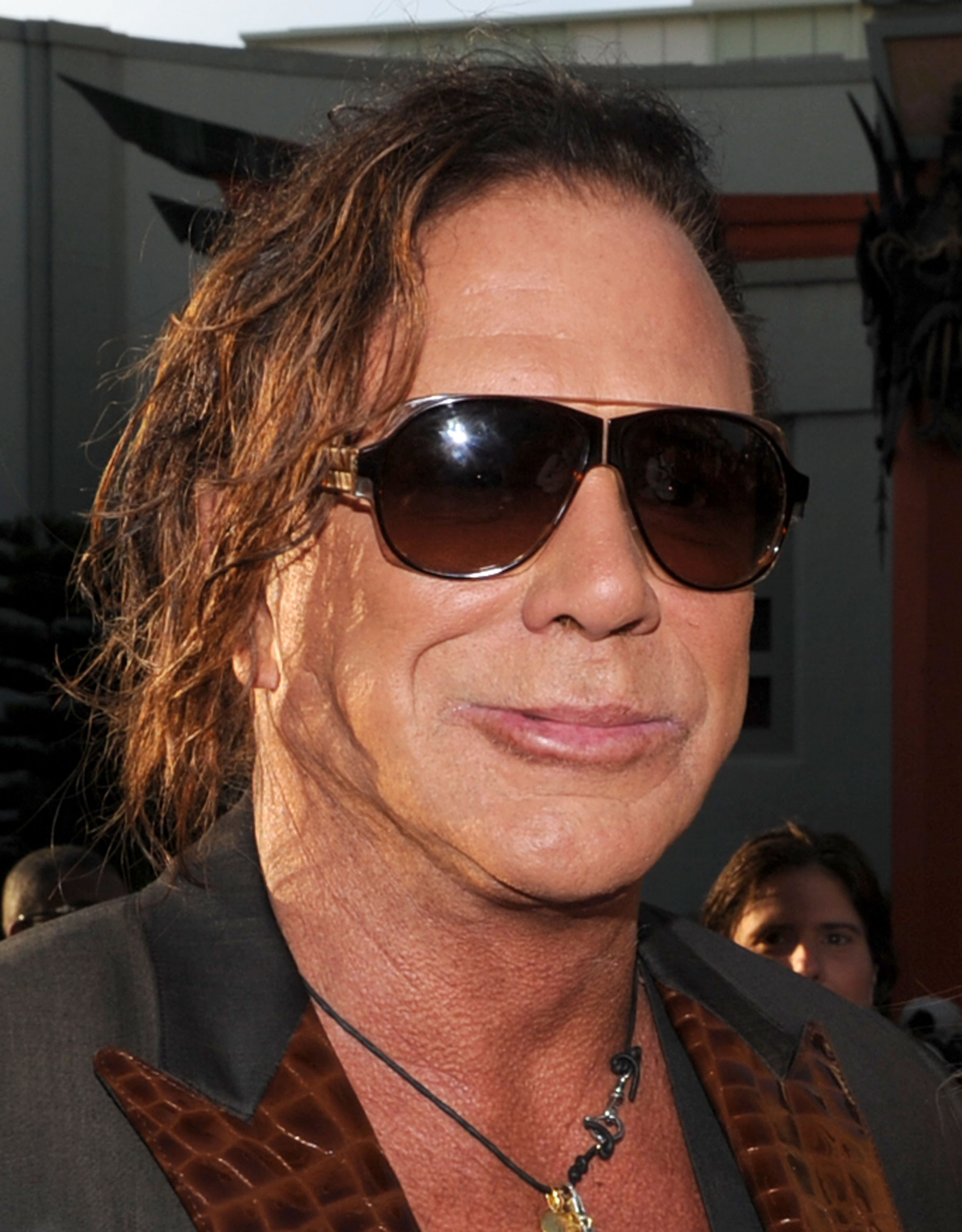 Mickey Rourke llega al estreno mundial de "Iron Man 2", 2010 | Fuente: Getty Images