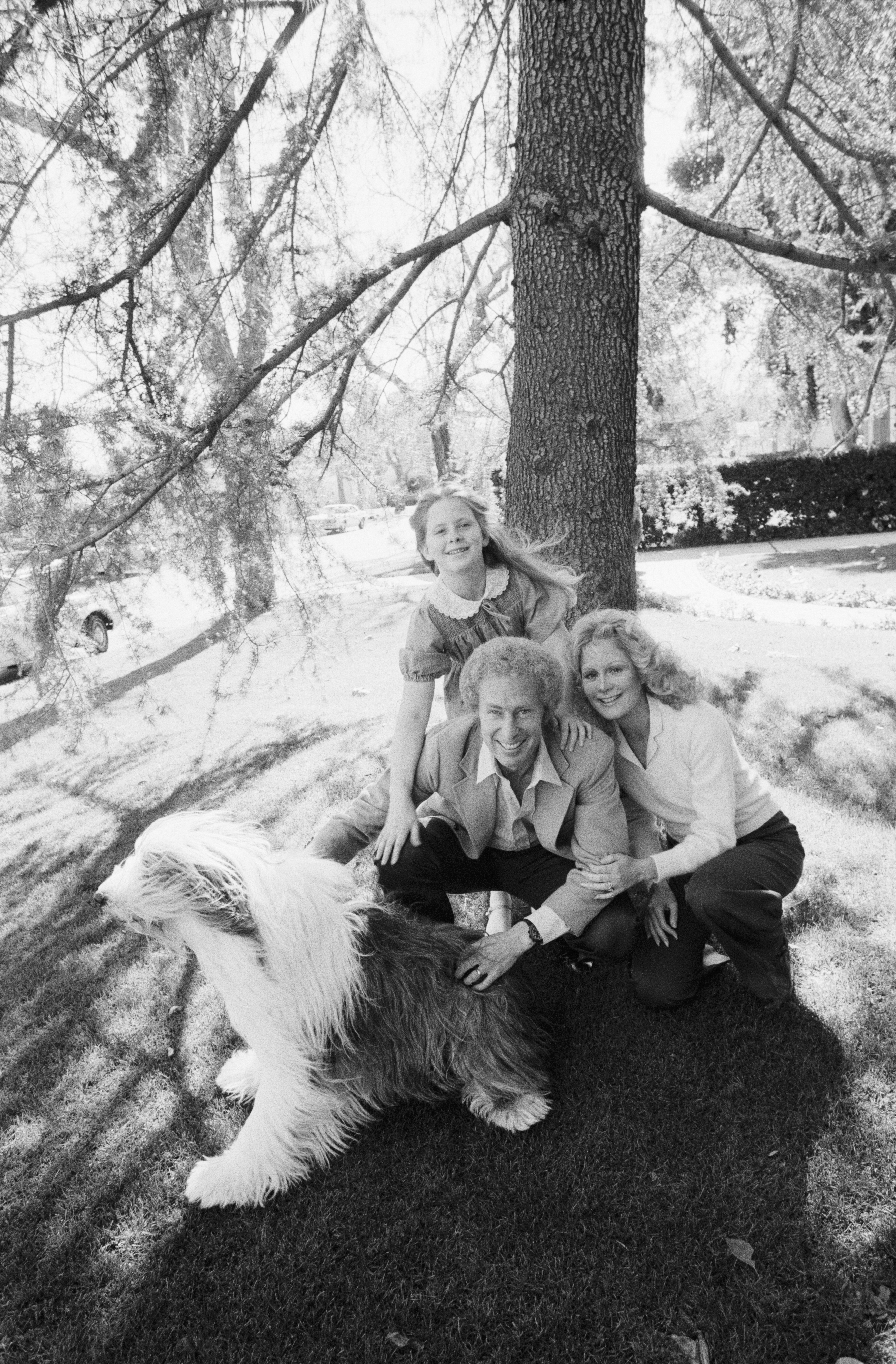 Joan Van Ark, John Marshall y Vanessa Marshall fotografiados el 22 de enero de 1980 | Fuentes: Getty Images