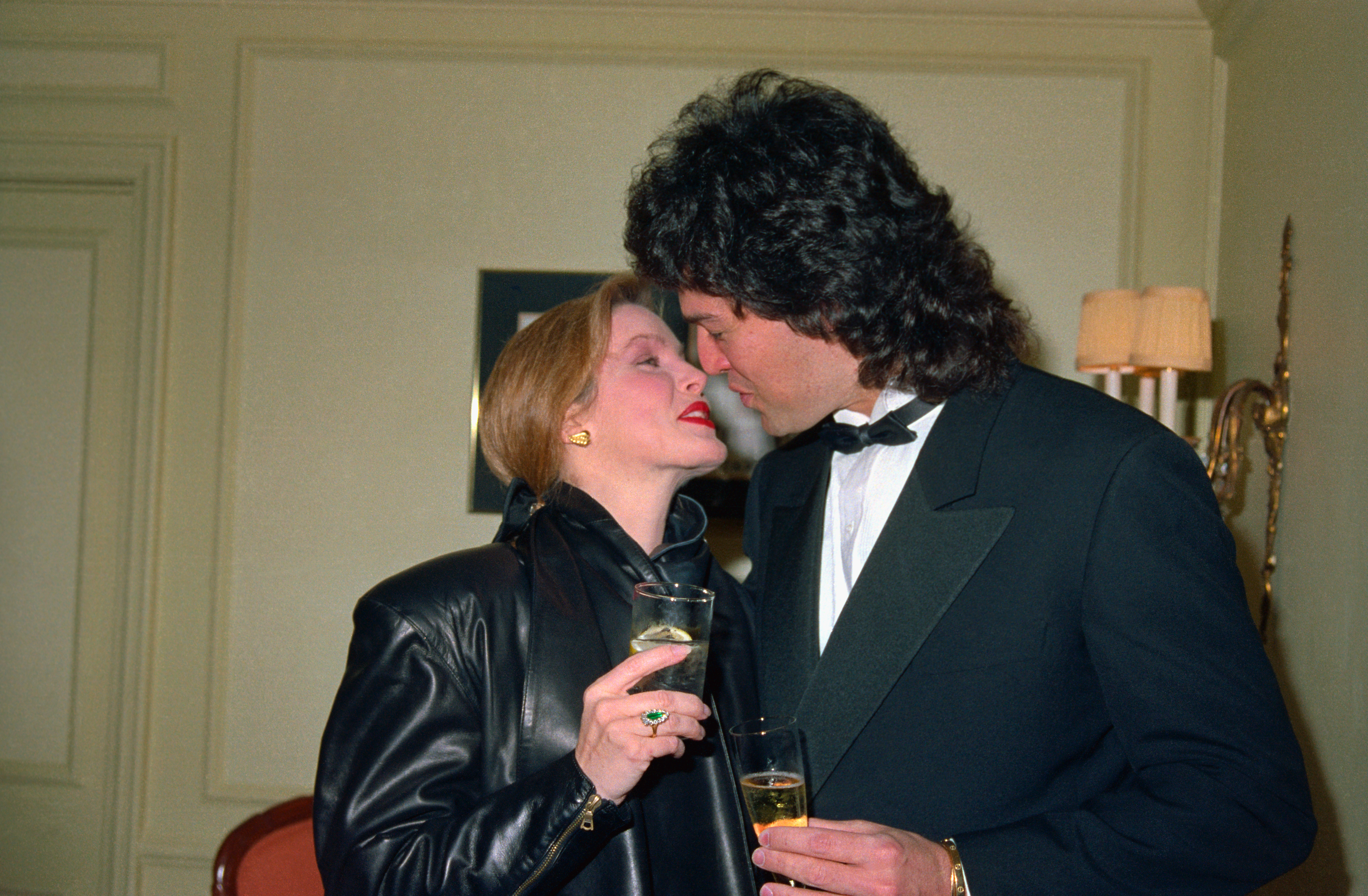 Priscilla Presley y Marco Garibaldi el 19 de noviembre de 1986 | Fuente: Getty Images