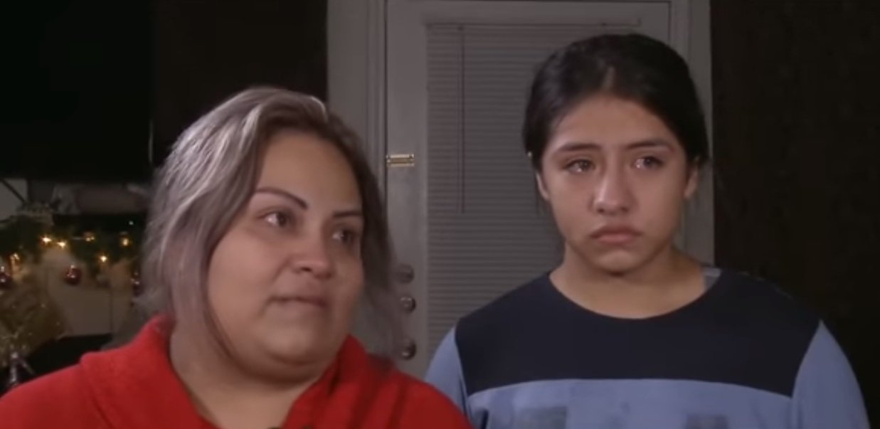 Lucero Gómez junto a su madre.| Imagen tomada de: YouTube/Primer Impacto