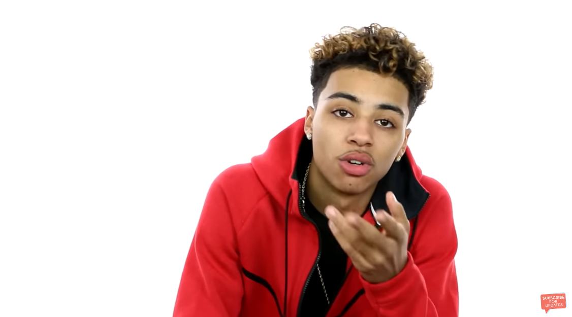 Lucas Coly reflexiona sobre su estancia en Francia durante una entrevista con DJ Smallz Eyes, publicada el 29 de enero de 2017 | Fuente: YouTube.com/djsmallzeyes