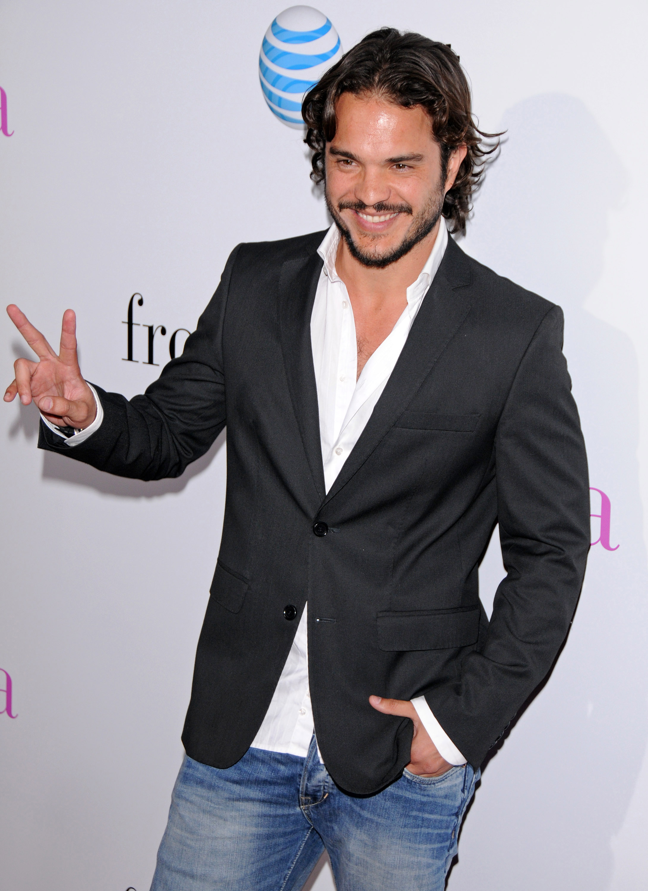 Kuno Becker asiste al estreno de "From Prada To Nada" celebrado en Regal Cinemas L.A. Live el 18 de enero de 2011 en Los Ángeles, California.| Fuente: Getty Images