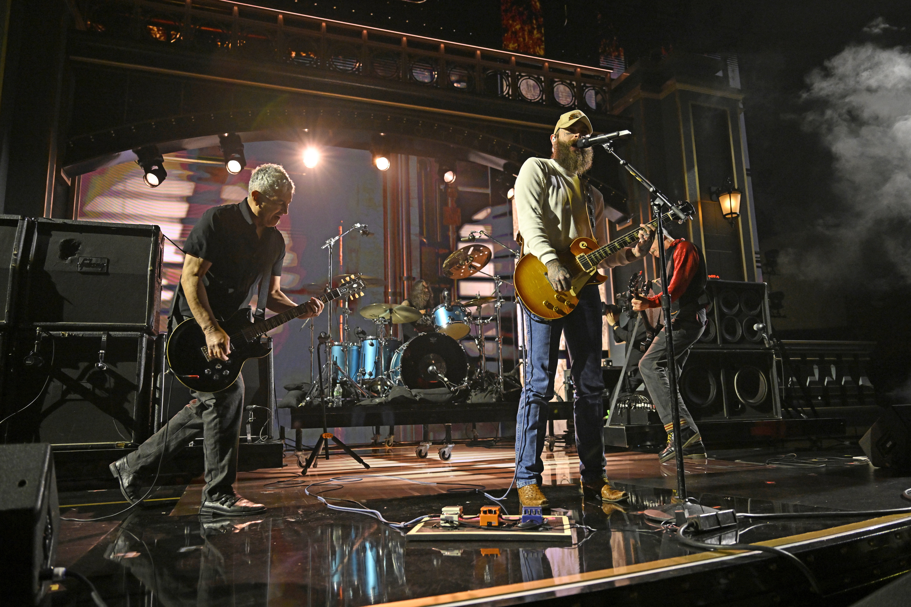 Nirvana y Post Malone en el "SNL50: The Homecoming Concert" el 14 de febrero de 2025 | Fuente: Getty Images