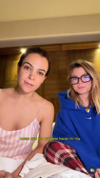 Agustina Cherri y su hija Muna Pauls durante su paseo en Nueva York | Fuente: Instagram/agustinacherriok