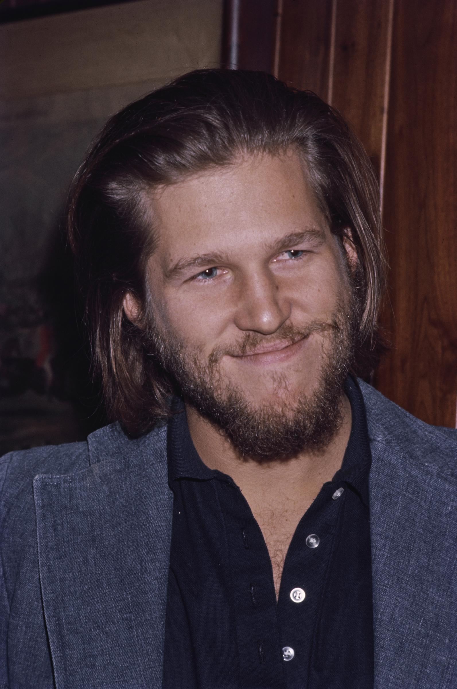 Jeff Bridges en los Premios Golden Apple en Beverly Hills, California, en diciembre de 1975 | Fuente: Getty Images