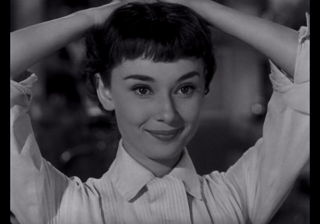 Audrey Hepburn sonriendo. | Foto: Flickr