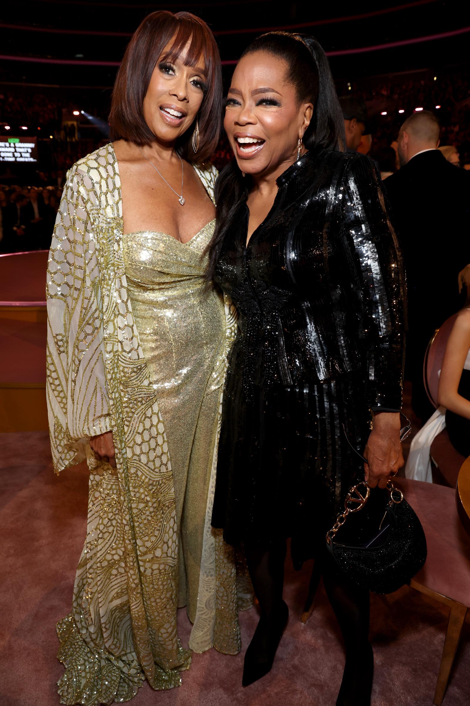 Gayle King y Oprah Winfrey en la 66ª edición de los Premios Grammy en Los Ángeles, California, el 4 de febrero de 2024 | Fuente: Getty Images