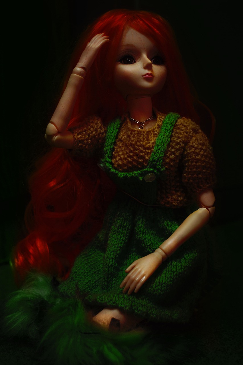 Una muñeca Barbie pelirroja | Fuente: Pixabay