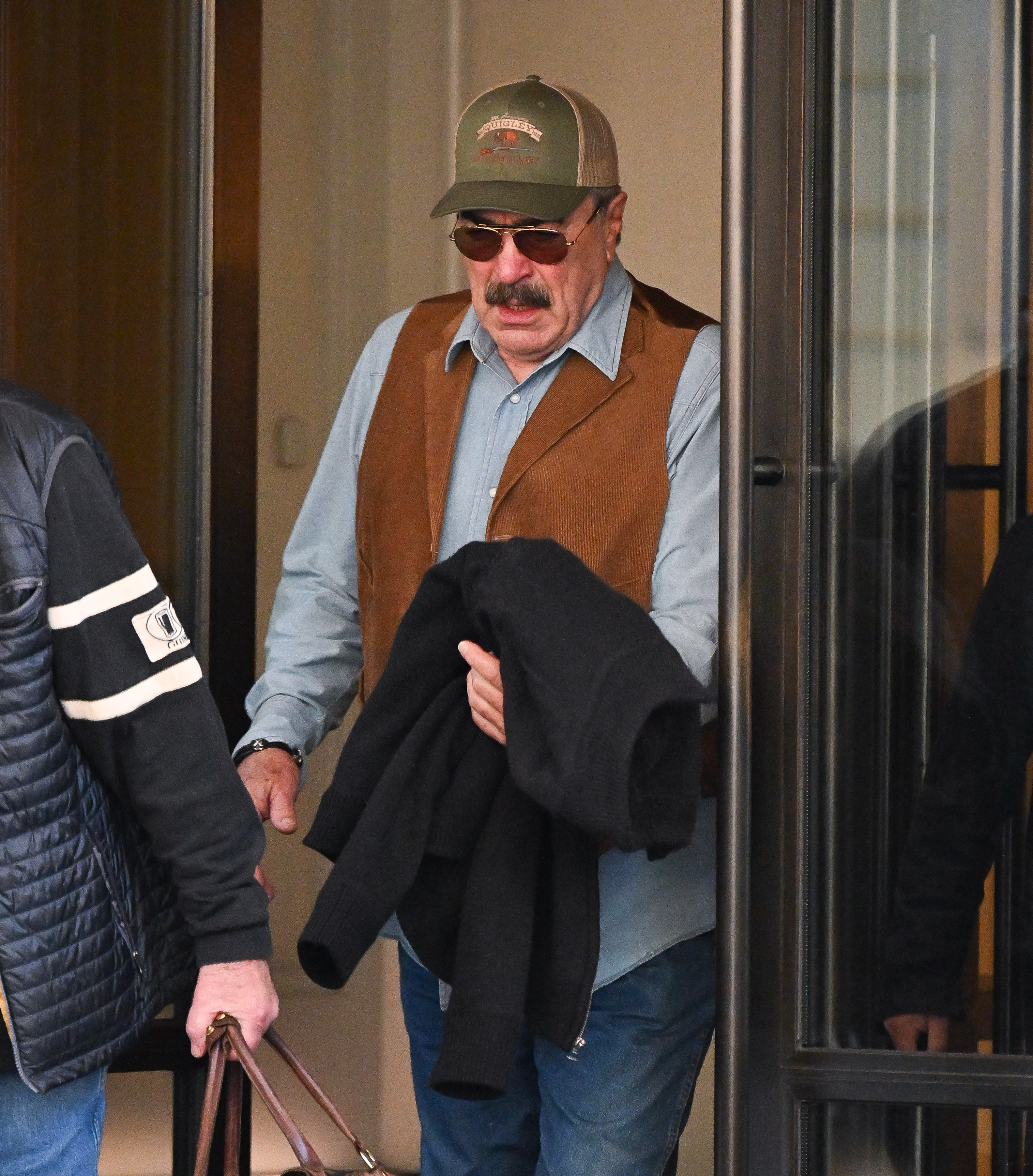 Tom Selleck visto en Nueva York el 15 de octubre de 2022 | Fuente: Getty Images