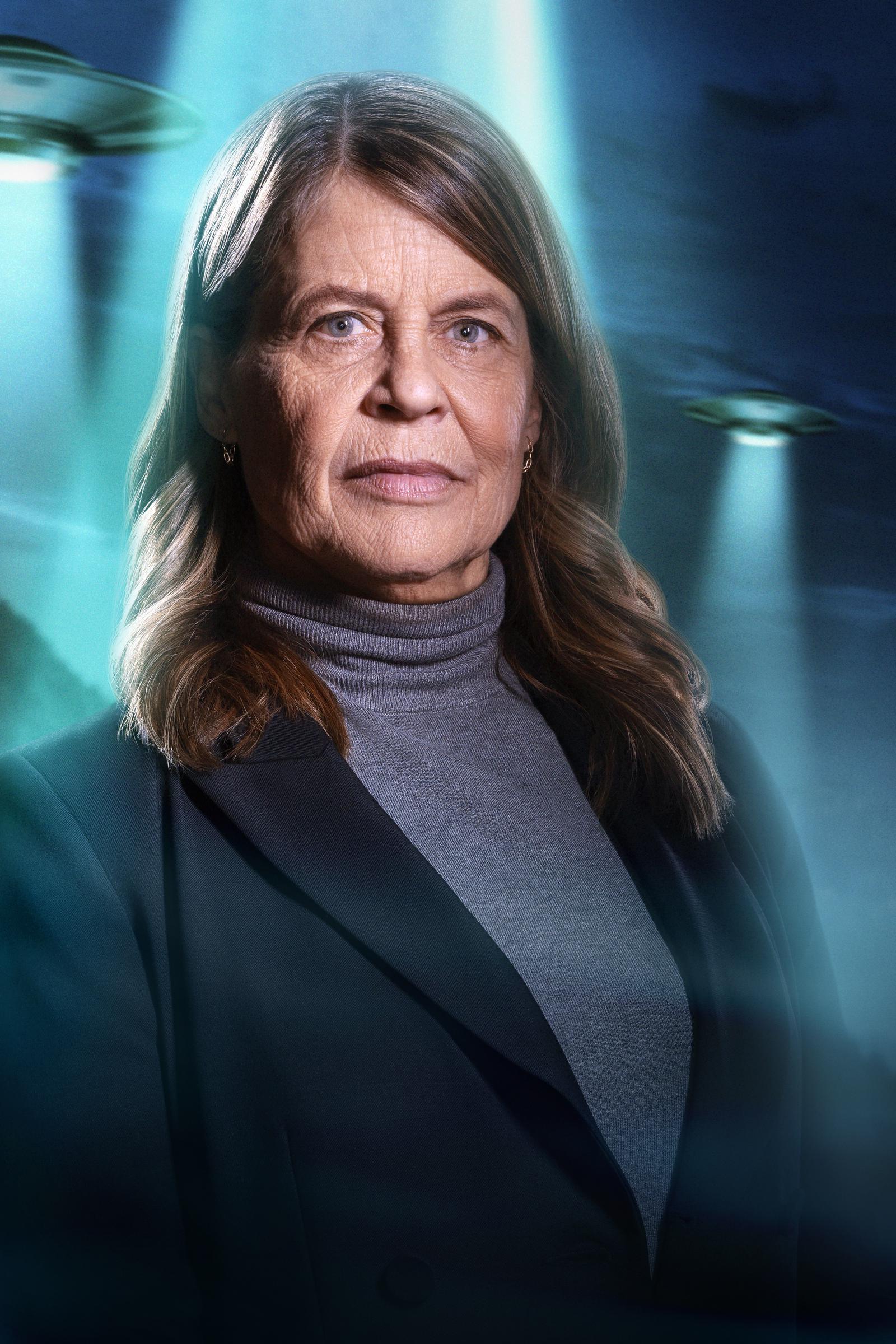 Linda Hamilton como la general Eleanor Wright en la tercera temporada de Resident Alien | Fuente: Getty Images