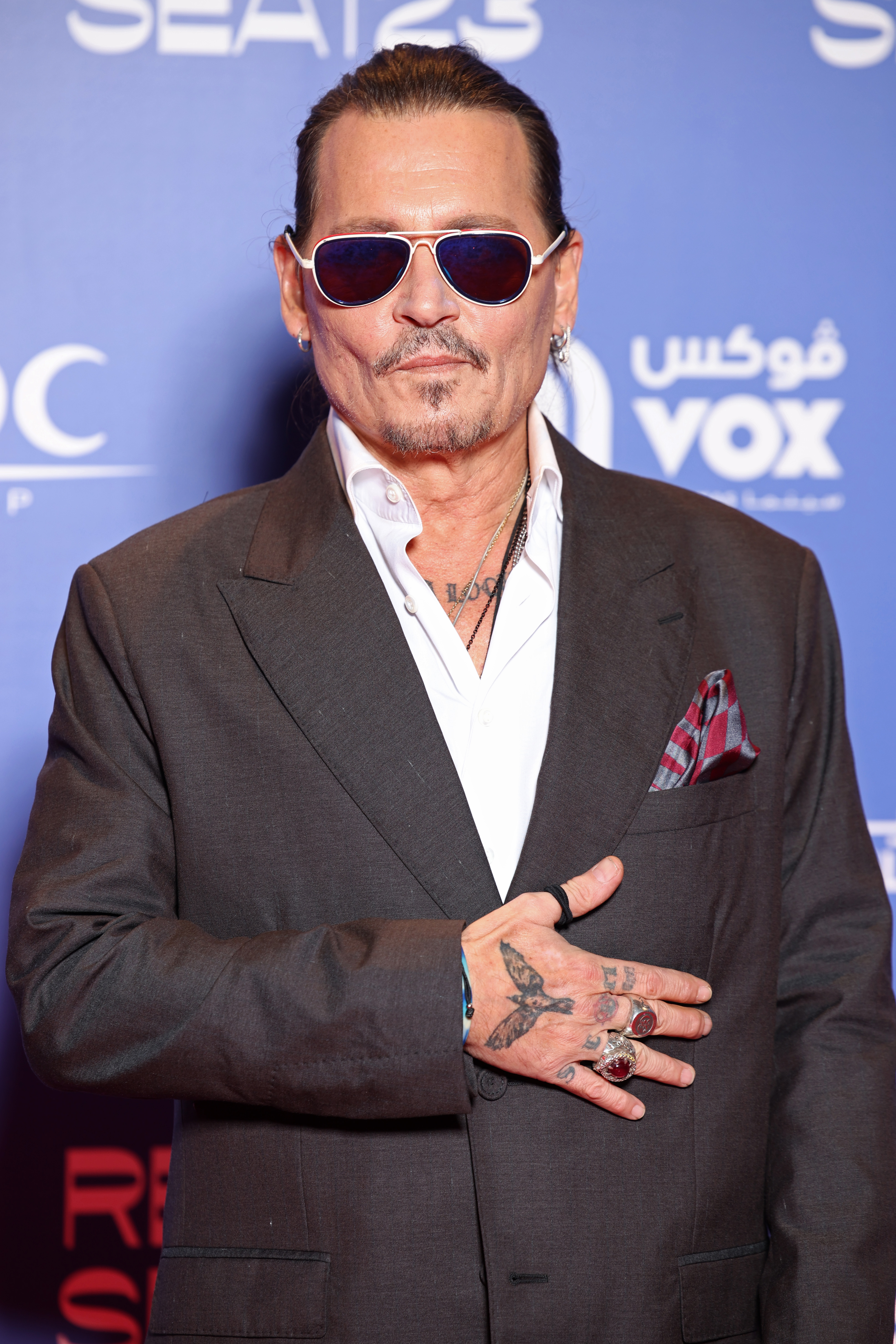Johnny Depp en el Festival Internacional de Cine del Mar Rojo en Jeddah, Arabia Saudí, el 1 de diciembre de 2023 | Foto: Getty Images