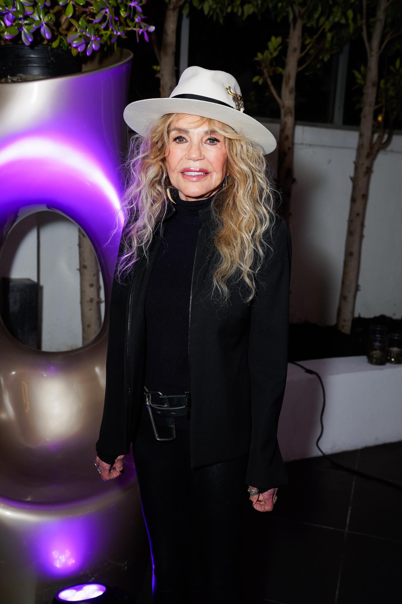 Dyan Cannon asiste a la Tercera Celebración Anual del Día Internacional de la Mujer el 5 de marzo de 2024 | Fuente: Getty Images