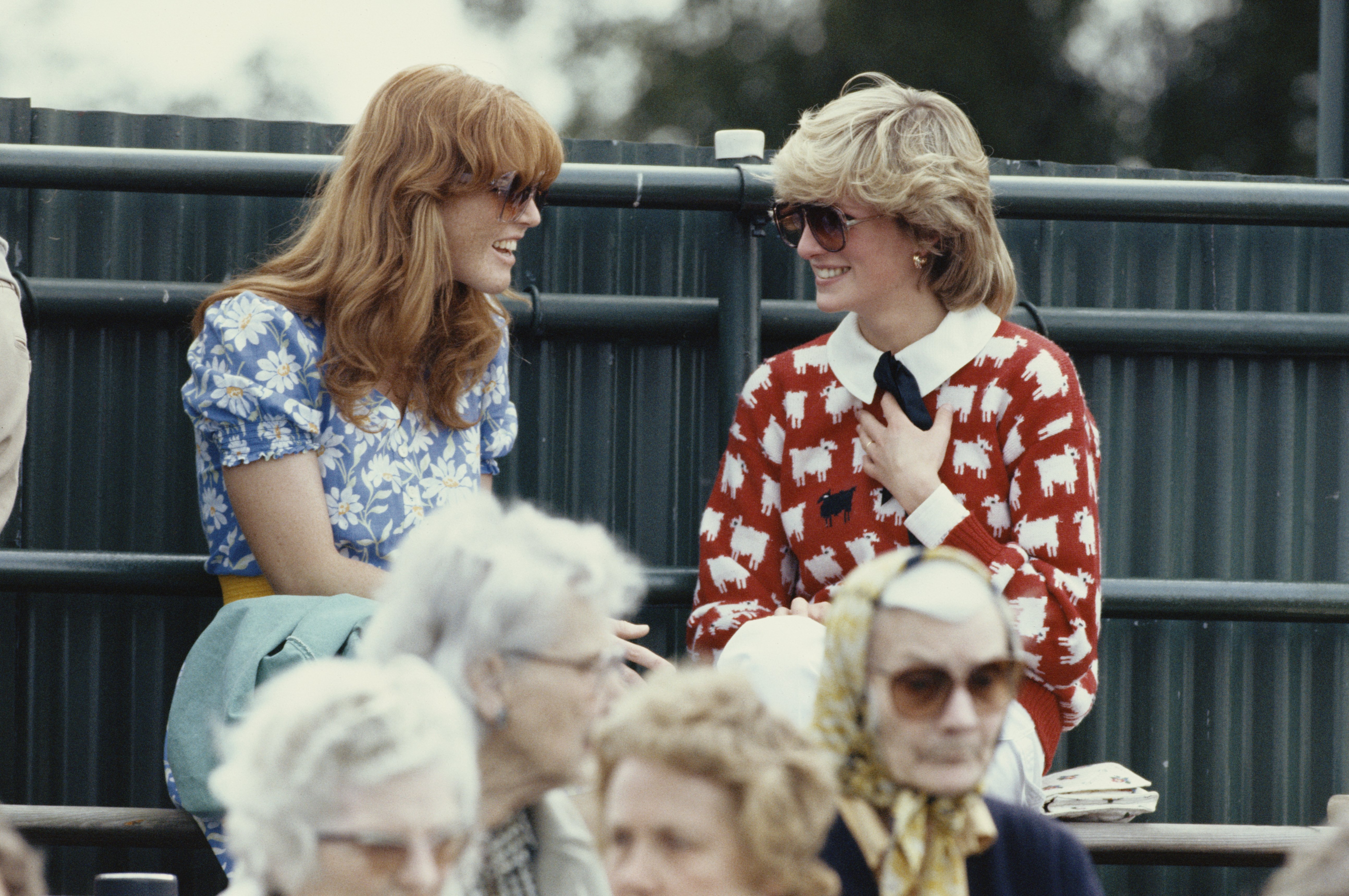 Sarah Ferguson y Diana de Gales en Windsor en 1983. | Foto: Getty Images