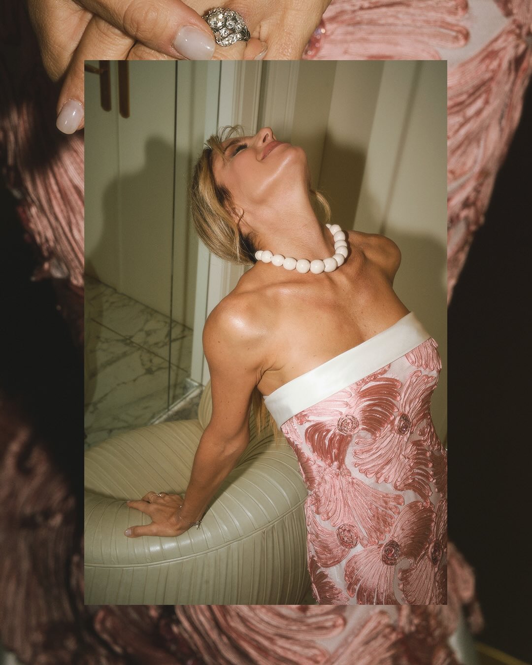 Mariana Fabbiani modelando su vestido para los Martín Fierro de Moda 2026 | Fuente: Instagram/marianafabbiani