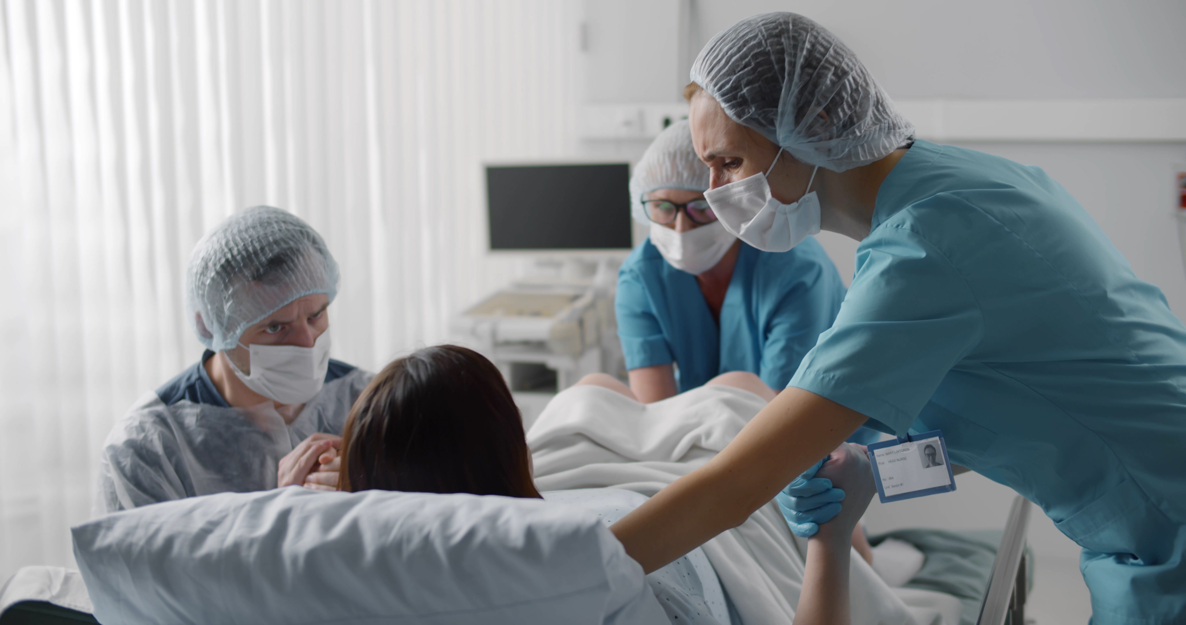 Mujer en trabajo de parto | Fuente: Shutterstock