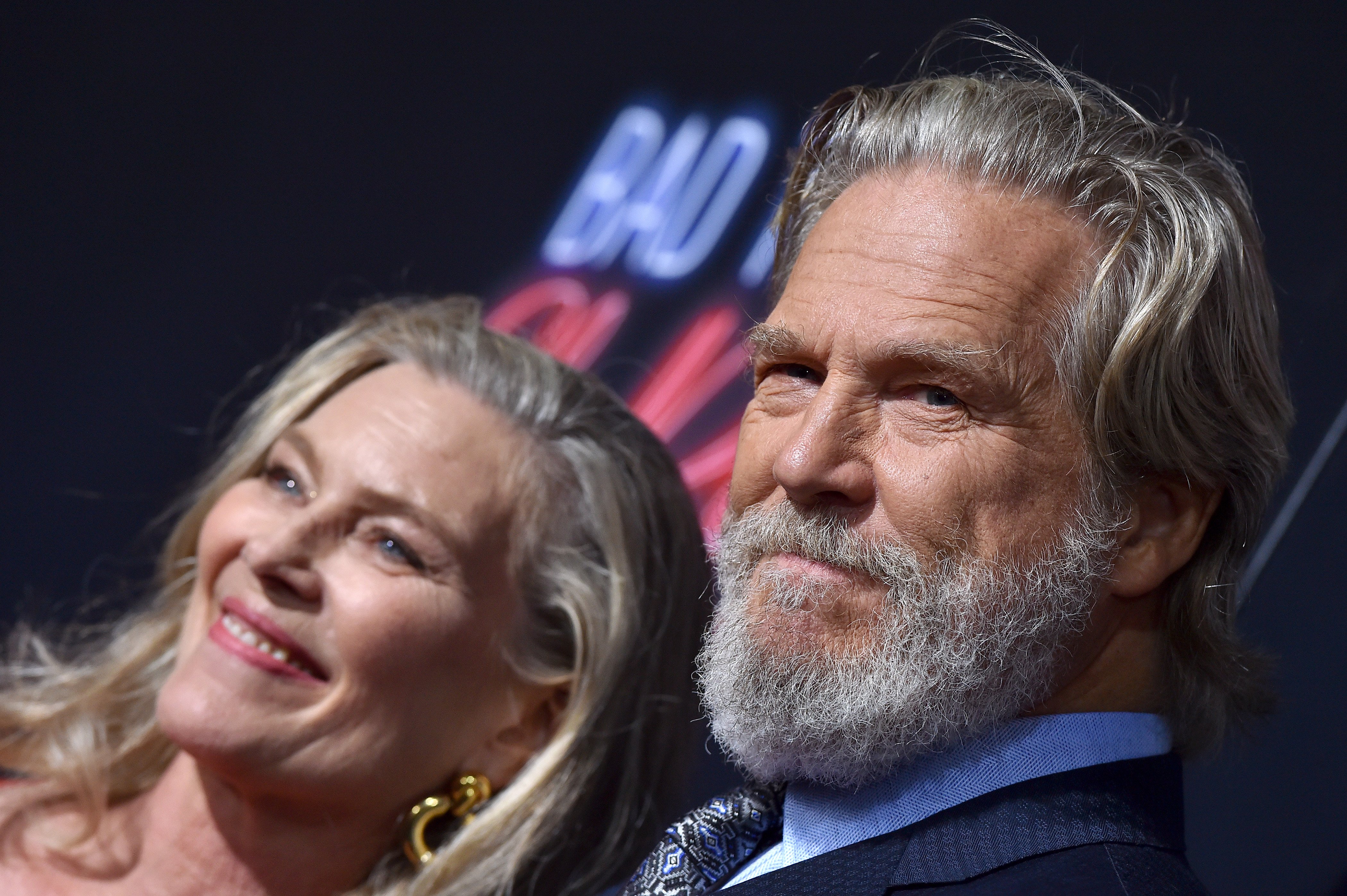 Jeff Bridges y Susan Geston en el Teatro Chino TCL, el 22 de septiembre de 2018 en Hollywood, California. | Foto: Getty Images