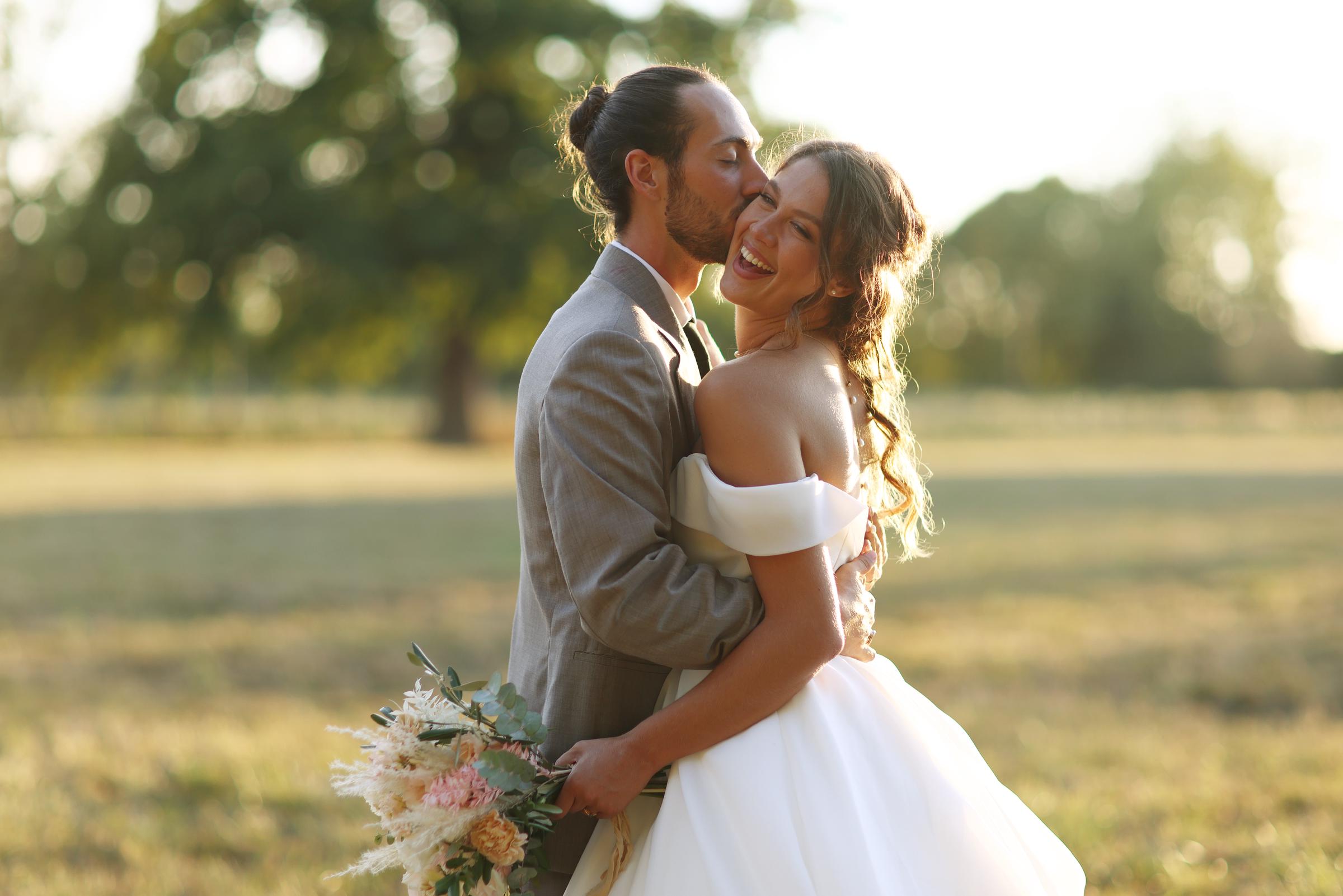 Una pareja el día de su boda | Fuente: Getty Images