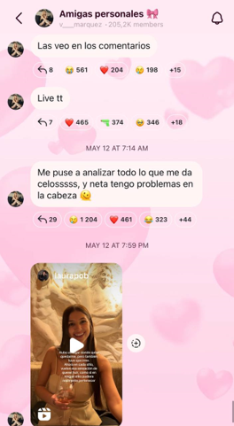 Parte de las conversaciones que Valeria Márquez sostenía en su grupo privado en Instagram. | Fuente: Instagram/v___marquez/Amigas personales 🎀