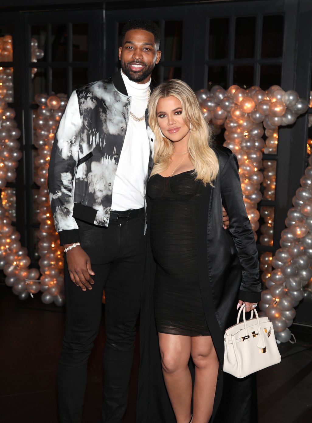 Tristan Thompson y Khloe Kardashian celebran el cumpleaños de Tristan Thompson en Beauty & Essex el 10 de marzo de 2018. | Foto: Getty Images