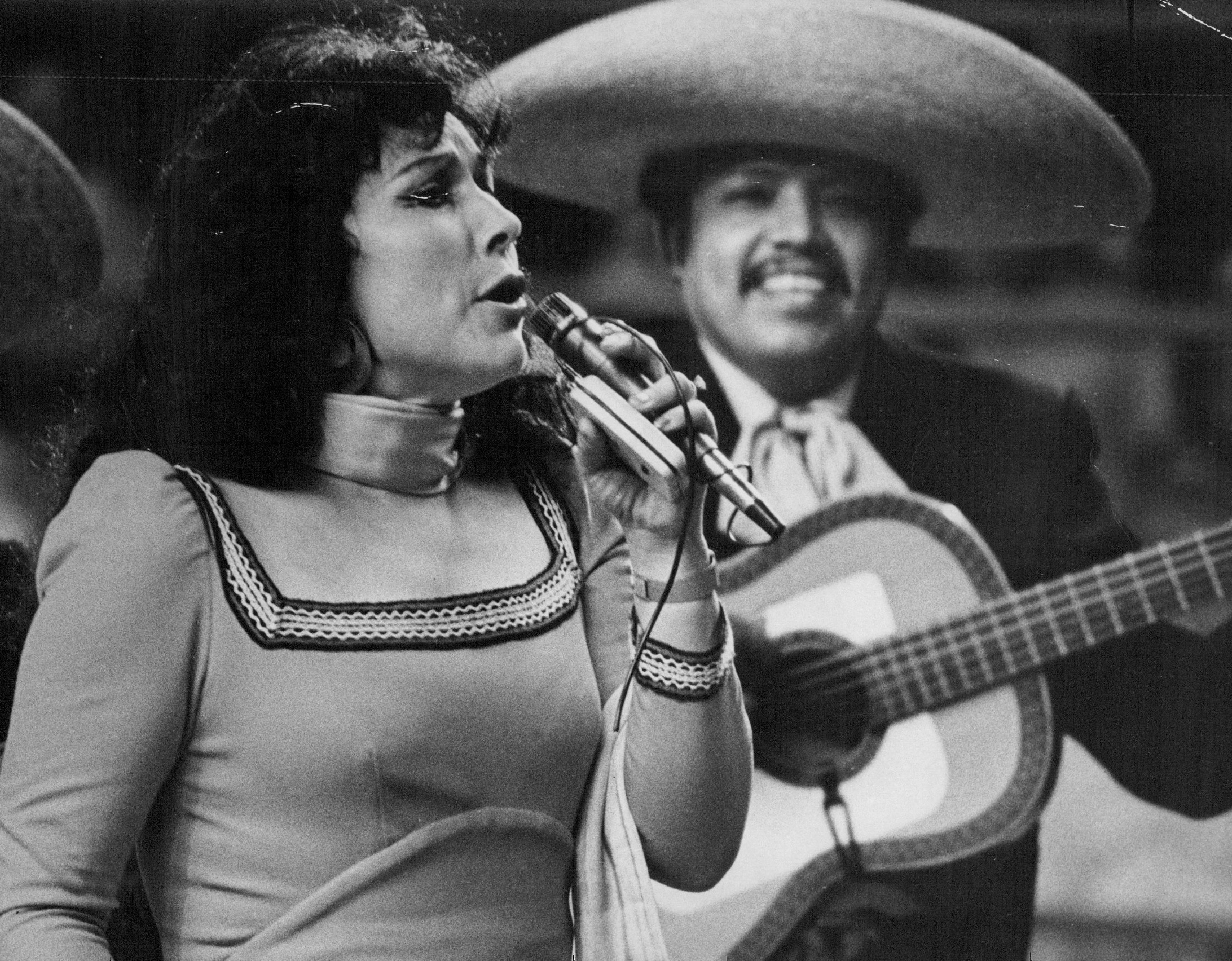 Flor Silvestre en el Festival y Rodeo Nacional Mexicano de 1975, en Denver, Colorado. | Foto: Getty Images