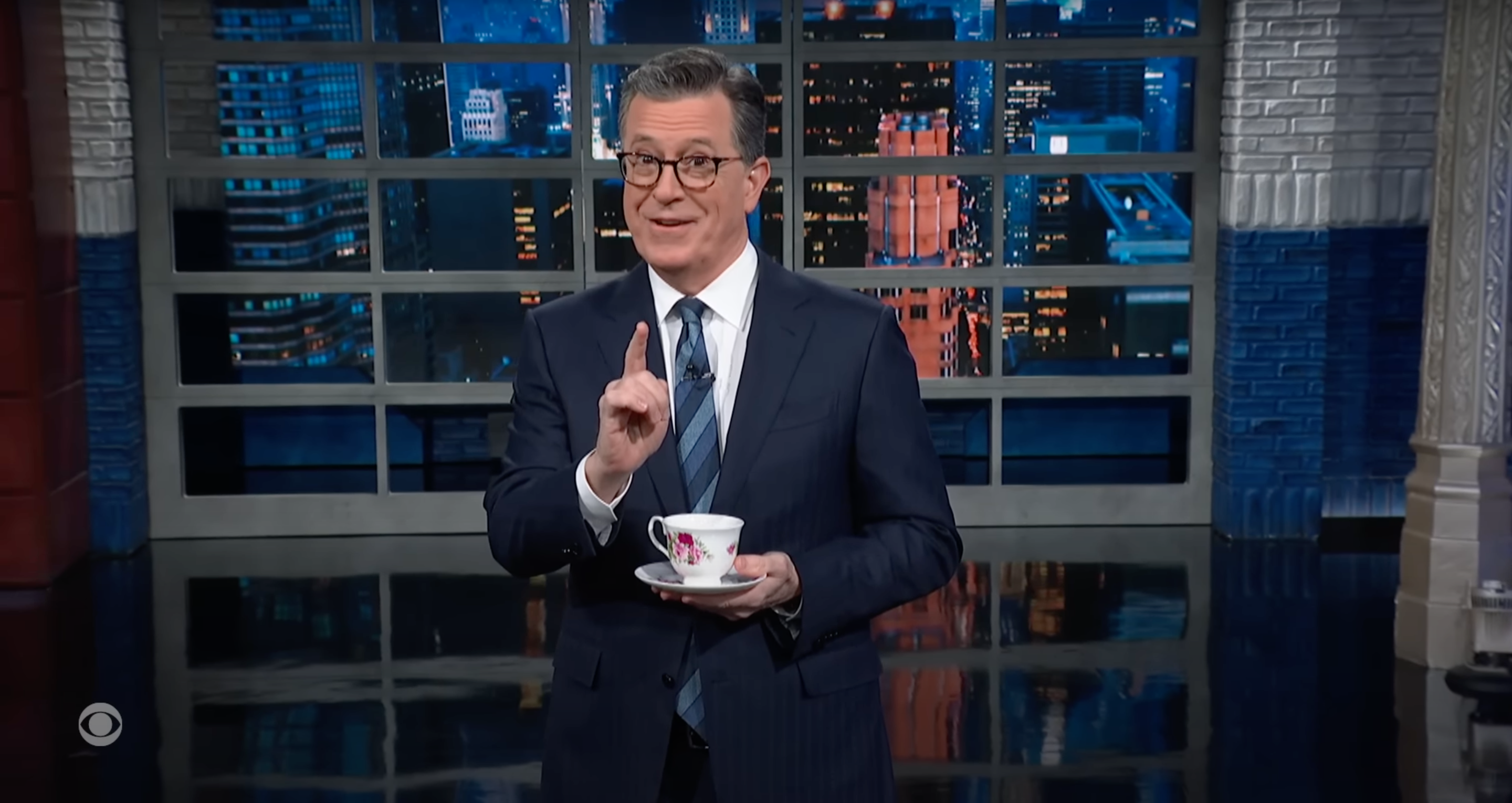 Stephen Colbert en "The Late Show with Stephen Colbert", 2024 | Foto: Youtube/ColbertLateShow
