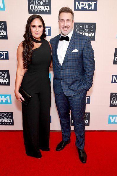 Izabel Araujo y Joey Fatone en el Beverly Hilton Hotel el 2 de junio de 2019 en Beverly Hills, California.  El |  Foto: Getty Images