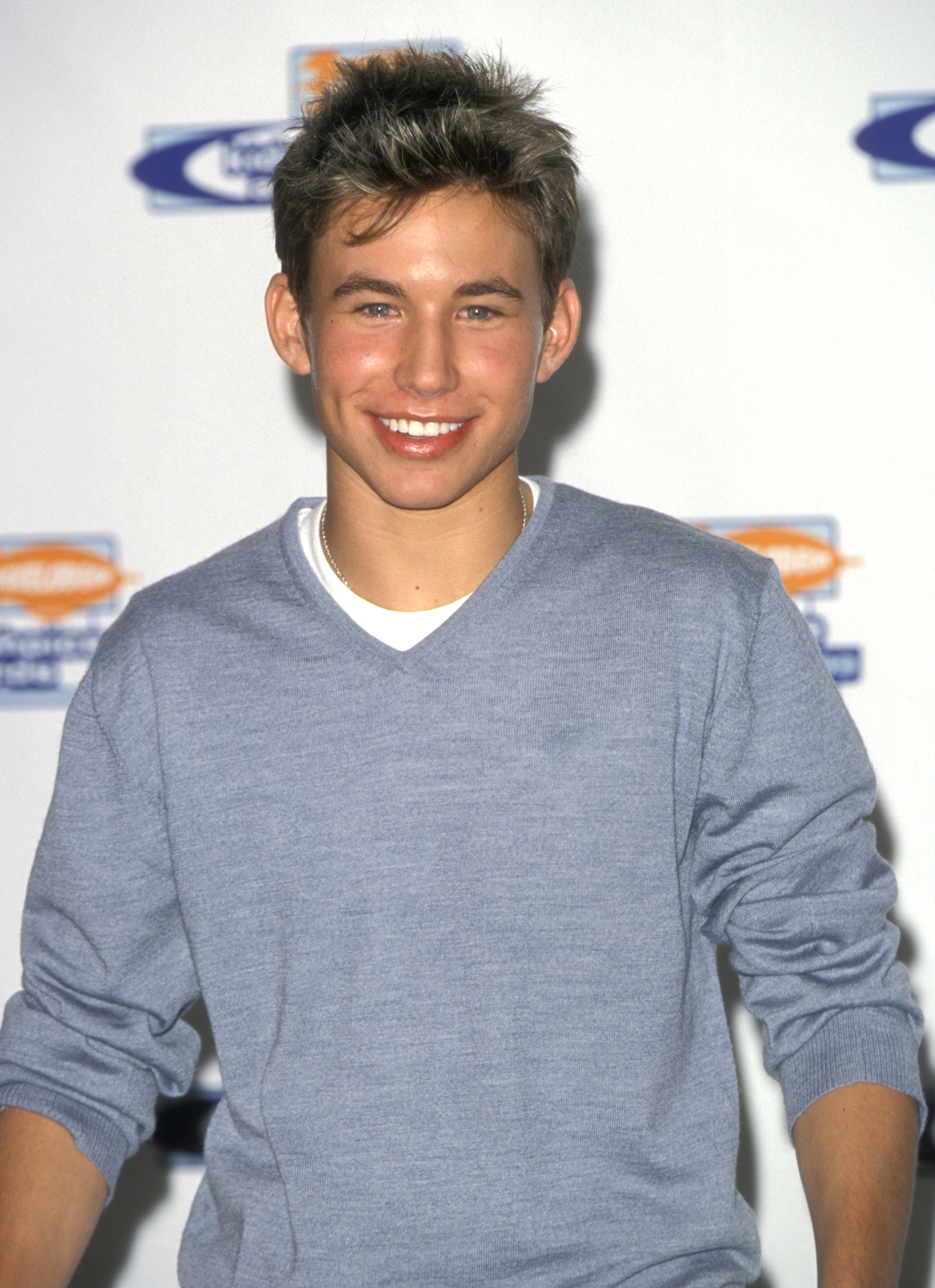 Jonathan Taylor Thomas asiste a la 12.ª edición de los Nickelodeon Kids' Choice Awards el 1 de mayo de 1999. | Fuente: Getty Images