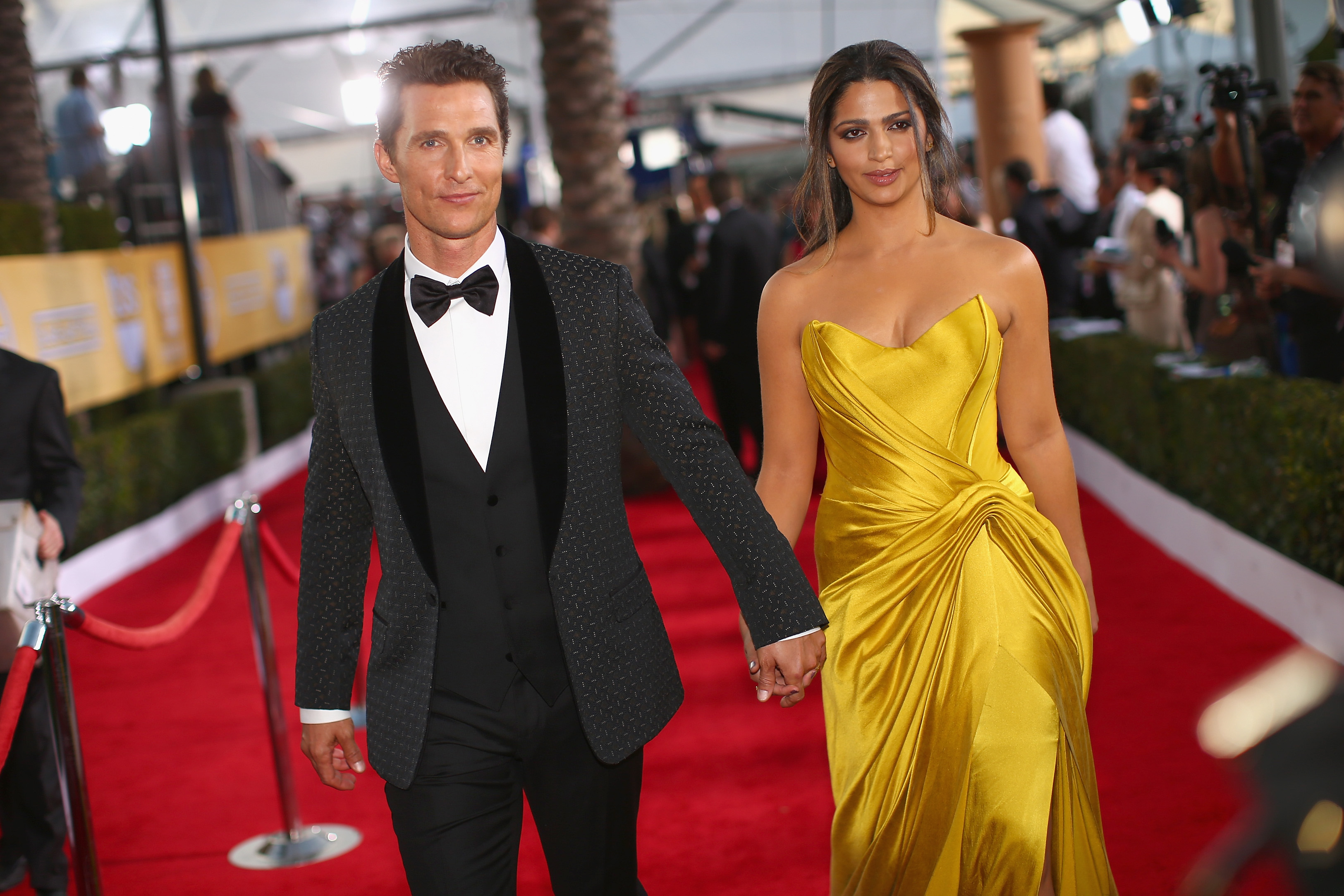 Matthew McConaughey y Camila Alves McConaughey en los 20º Premios Anuales del Sindicato de Actores el 18 de enero de 2014, en Los Ángeles, California | Foto: Getty Images