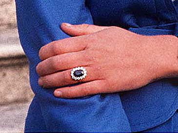 El anillo de compromiso de Lady Di. | Foto: Getty Images