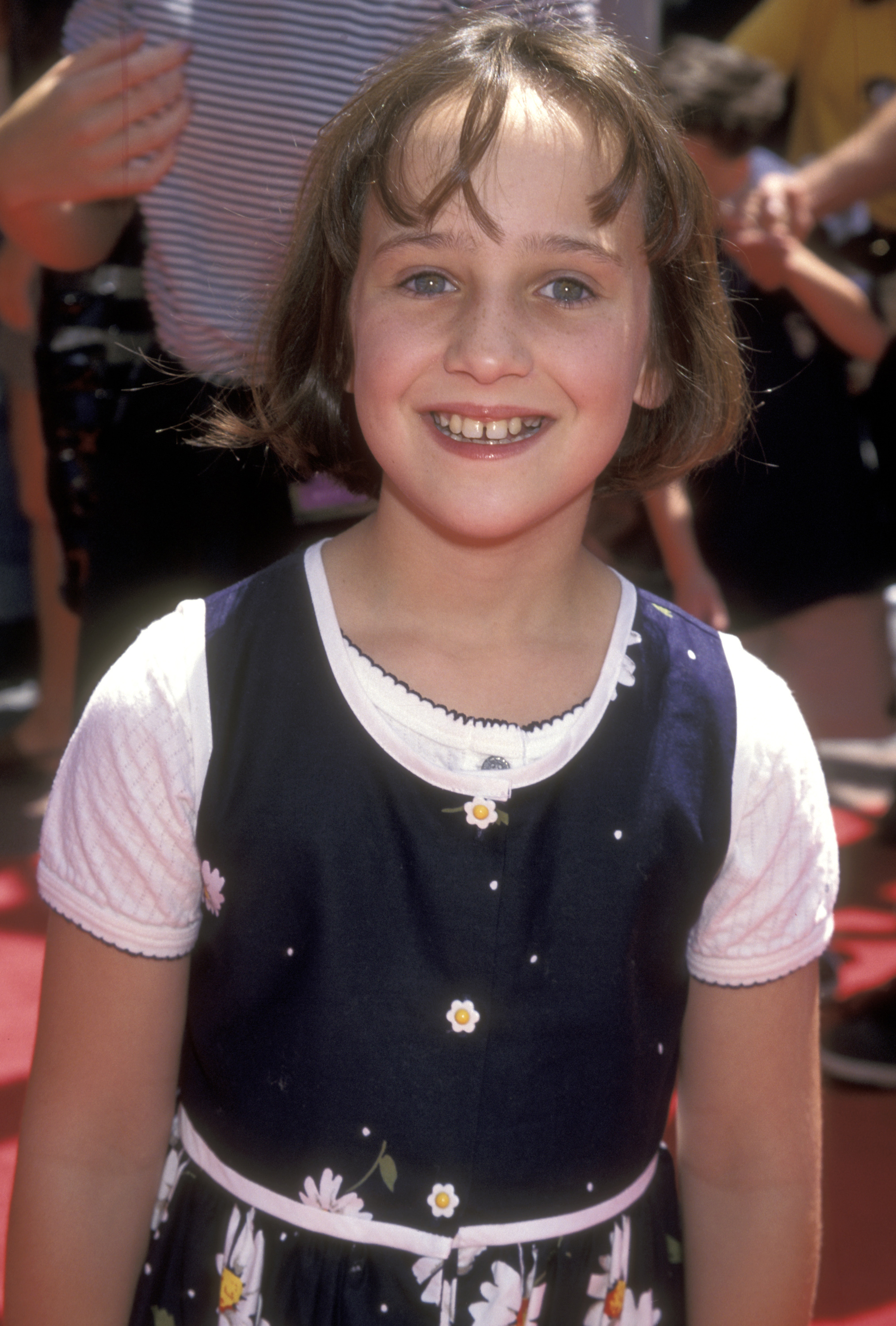 Mara Wilson asiste al estreno en Universal City de "A Simple Wish", 1997 | Fuente: Getty Images