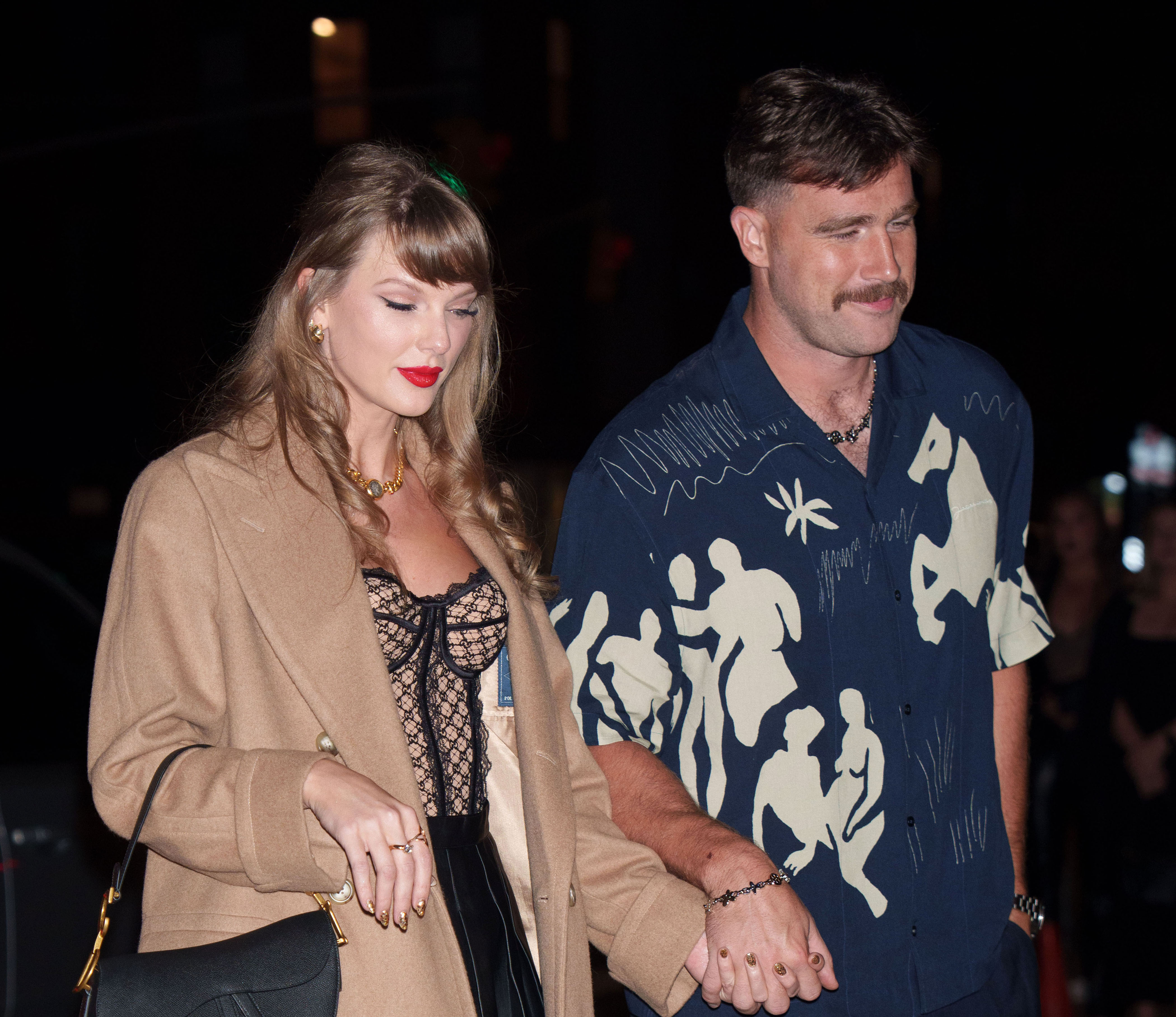 Taylor Swift y Travis Kelce vistos el 11 de octubre de 2024, en Nueva York. | Fuente: Getty Images