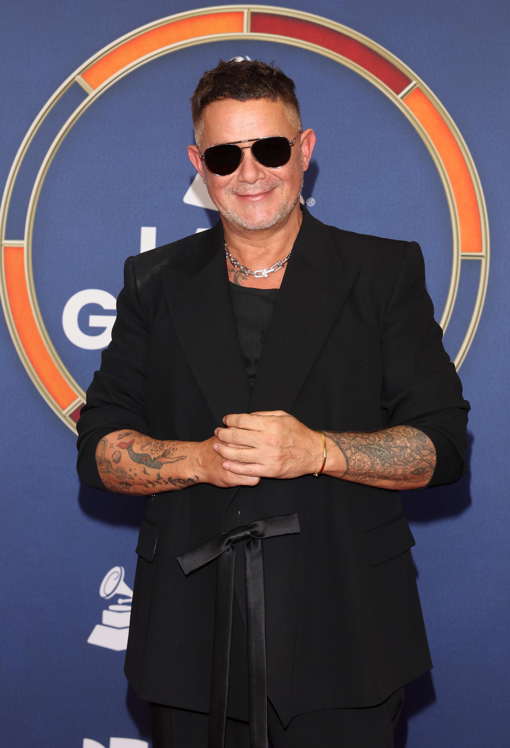 Alejandro Sanz posa en la sala de prensa durante la 26ª edición de los Premios Grammy Latinos en el MGM Grand Garden Arena el 13 de noviembre de 2025 en Las Vegas, Nevada. | Fuente: Getty Images