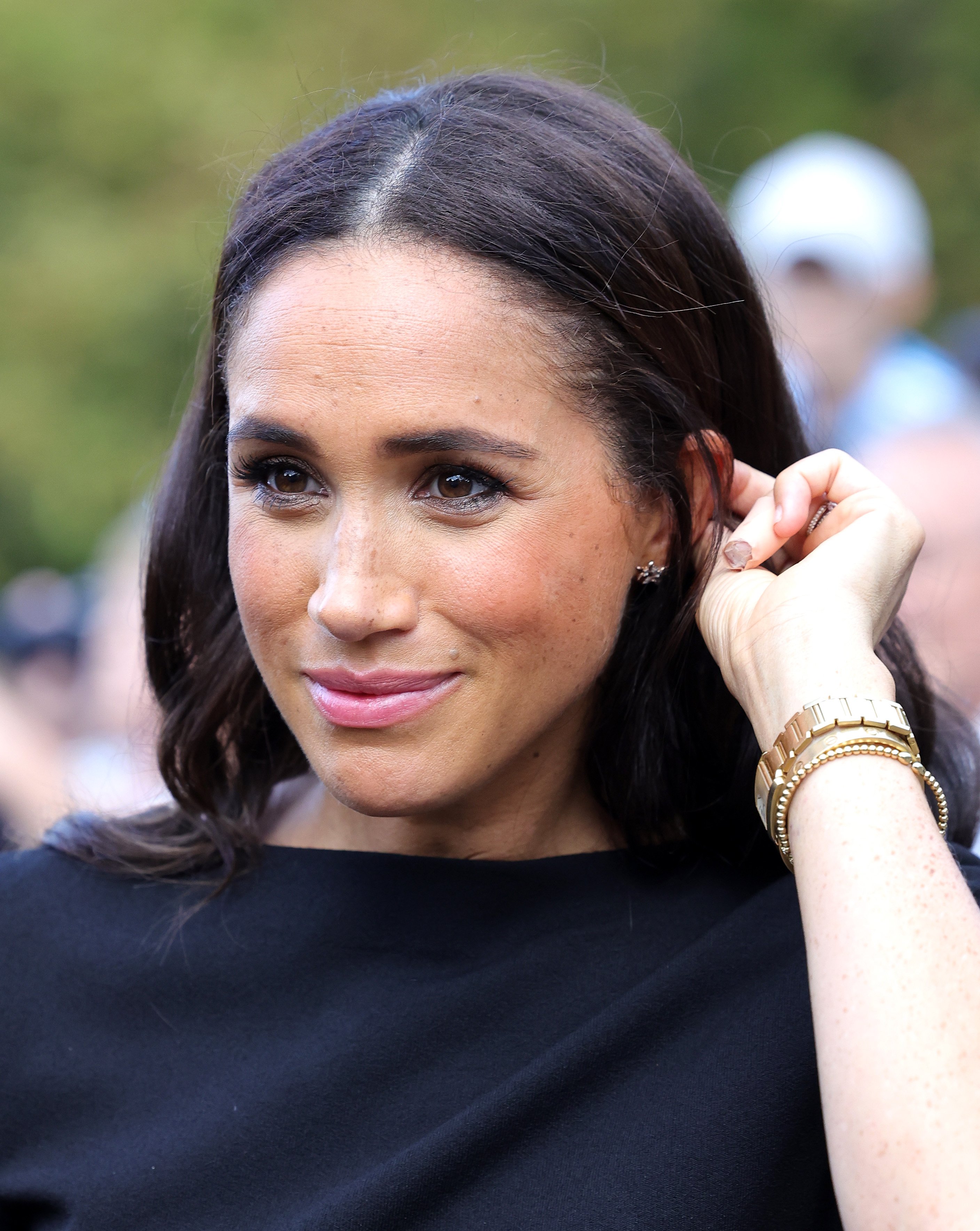 Meghan, duquesa de Sussex se encuentra con el público en paseo del Castillo de Windsor, el 10 de septiembre de 2022. | Foto: Getty Images