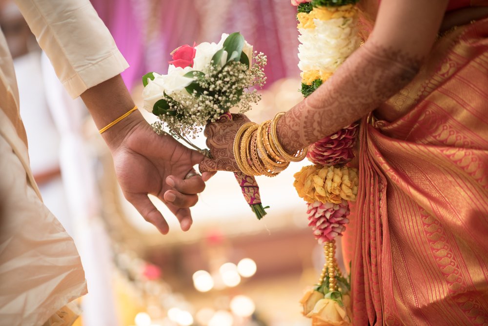 Pareja el día de su boda. | Foto: Shutterstock