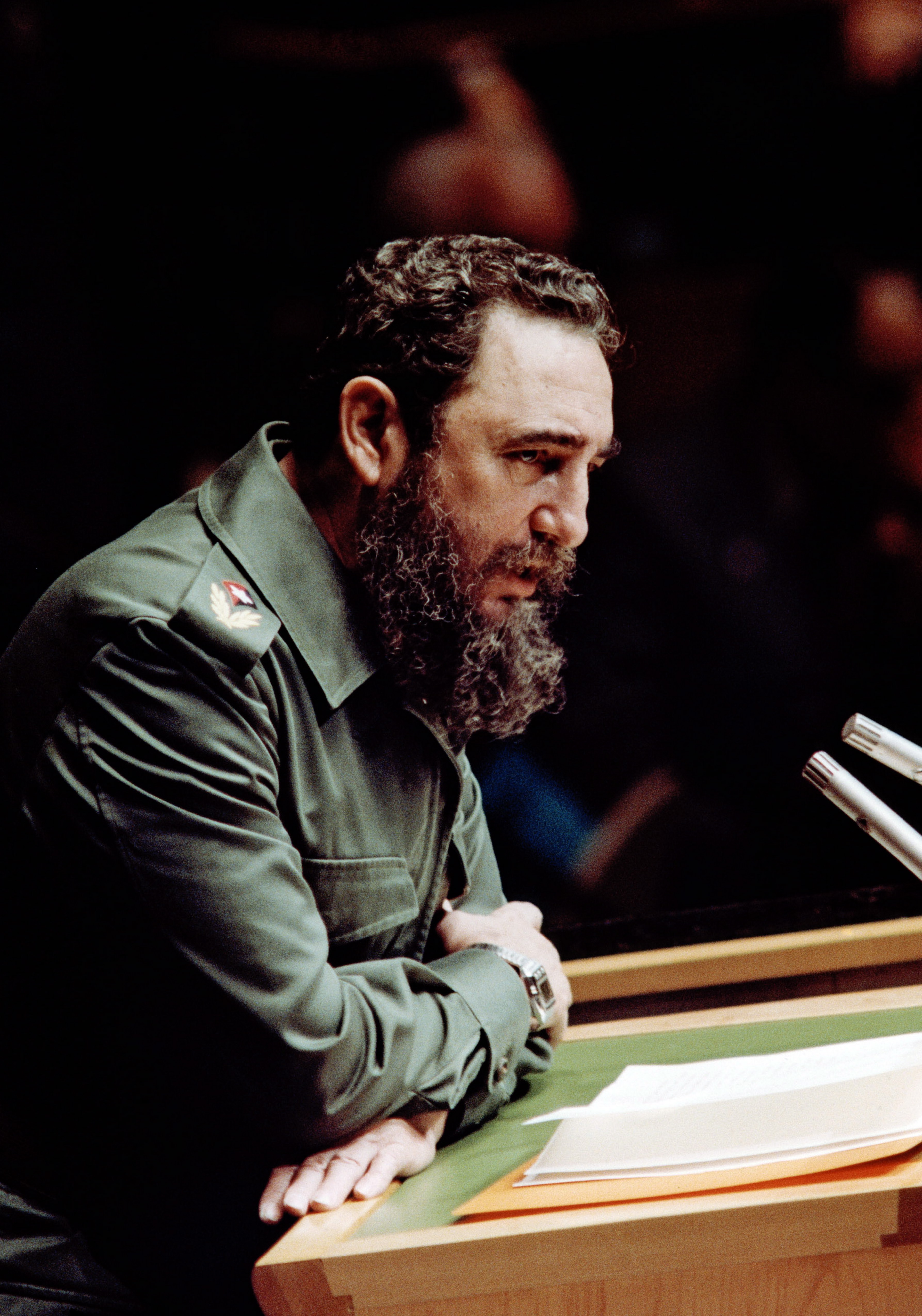 El líder cubano Fidel Castro se dirige a la Asamblea General de las Naciones Unidas en Nueva York, en 1960 | Fuente: Getty Images