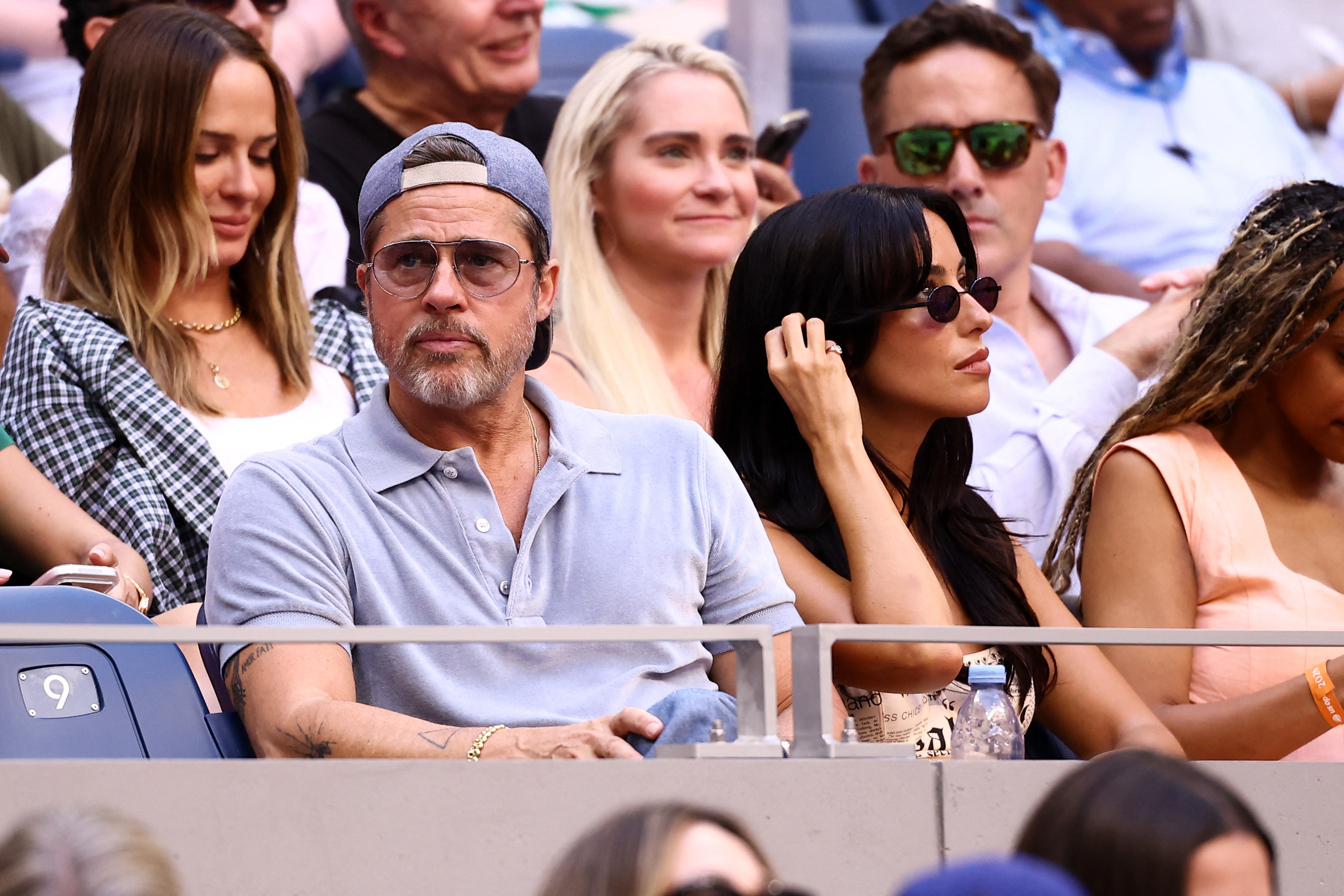 Brad Pitt e Inés de Ramón asistieron el 12 de septiembre a la 14ª jornada del US Open de 2026 en Nueva York. Vieron desde las gradas la final de individuales femeninos entre Aryna Sabalenka y Elena Rybakina.