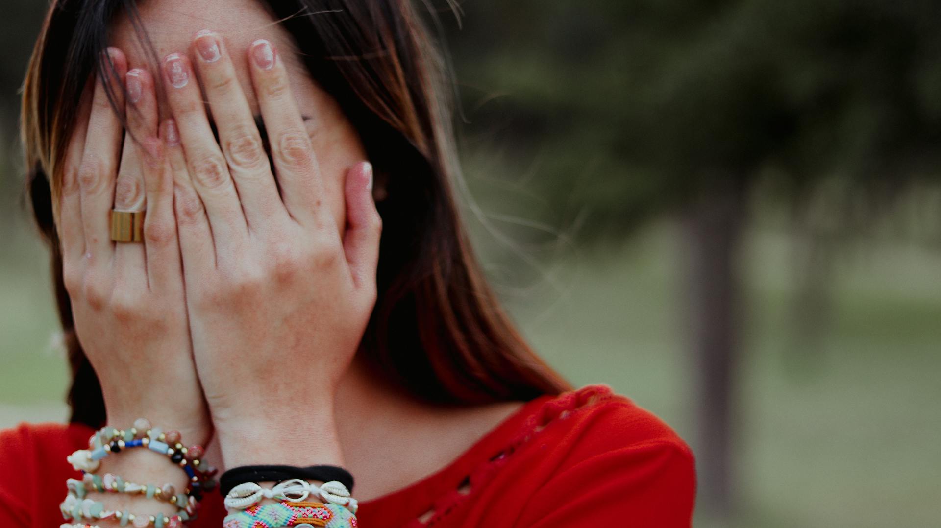 Una mujer descorazonada | Fuente: Pexels