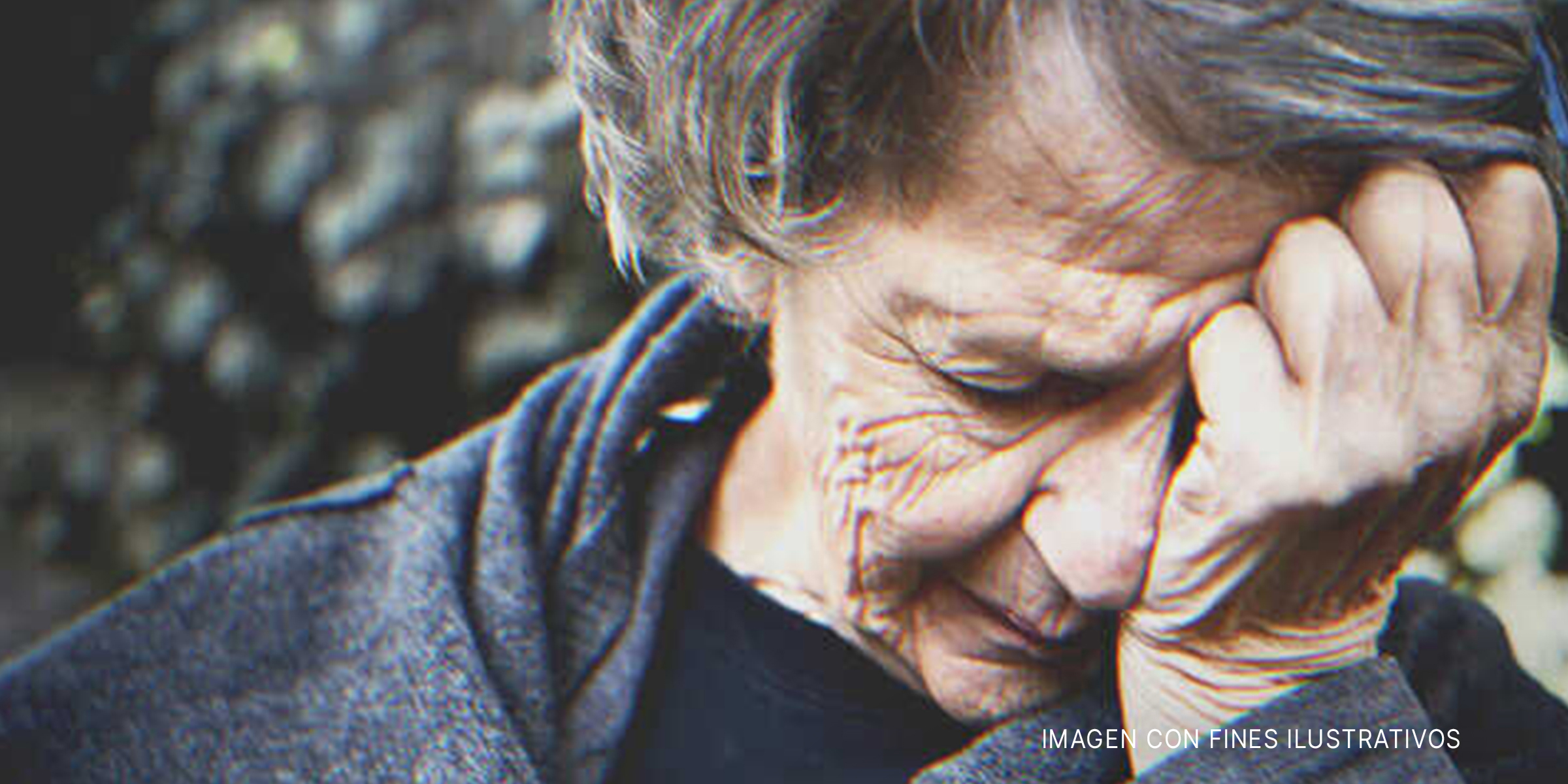 Mujer mayor llorando. | Foto: Getty Images